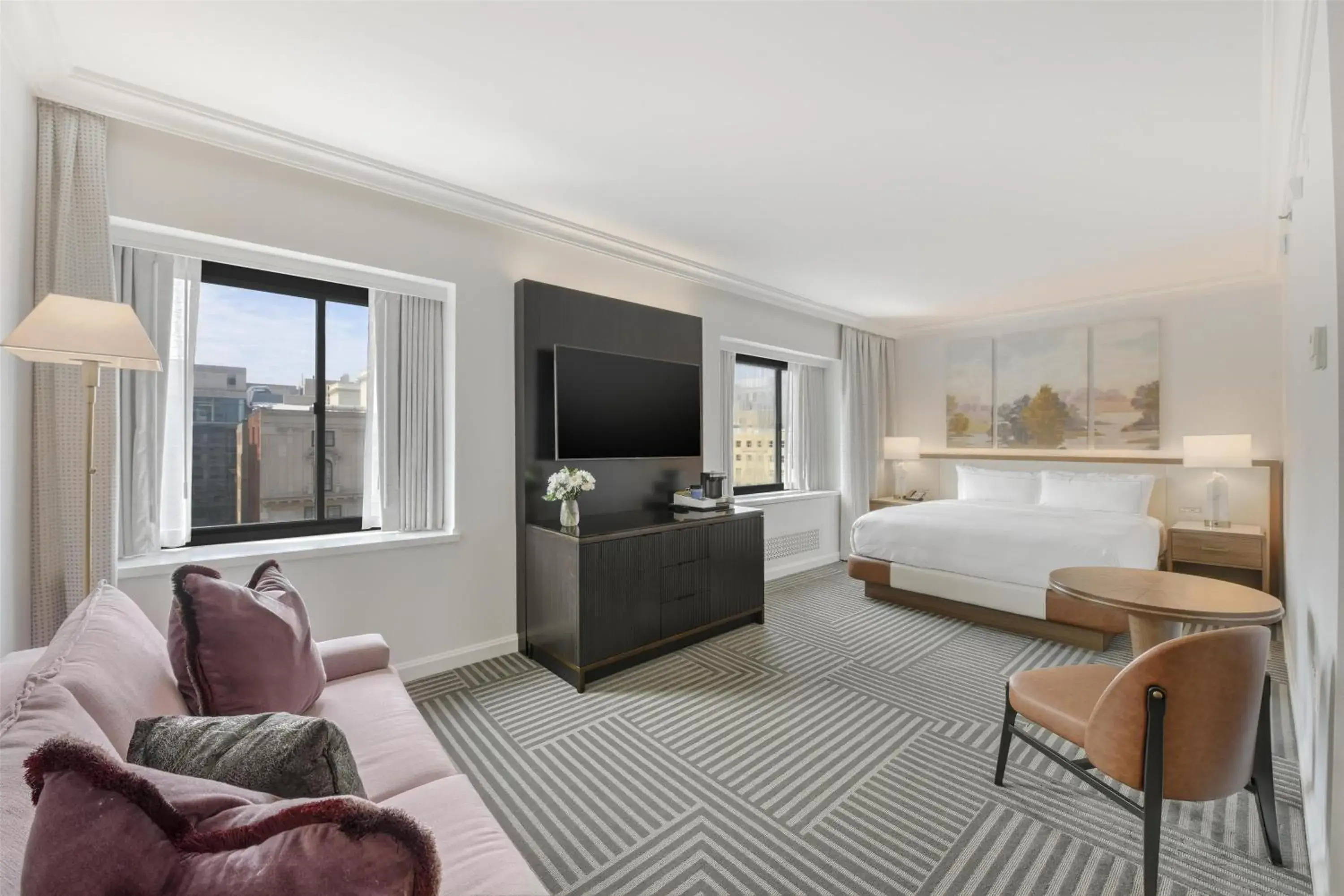 Deluxe King Room with City View in Capital Hilton Deluxe King Room with City View in Capital Hilton