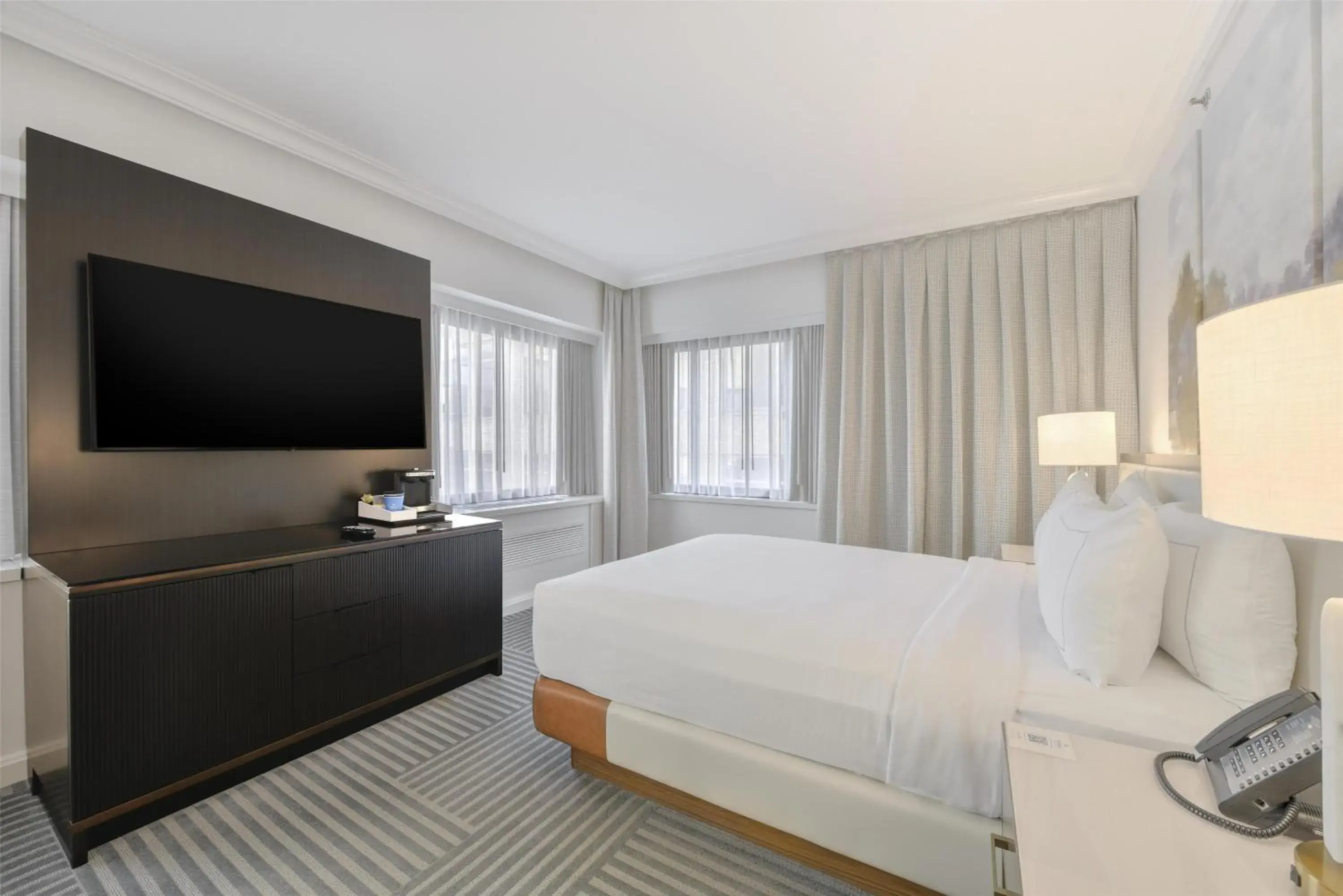 Deluxe King Room with Sofa Bed in Capital Hilton Deluxe King Room with Sofa Bed in Capital Hilton