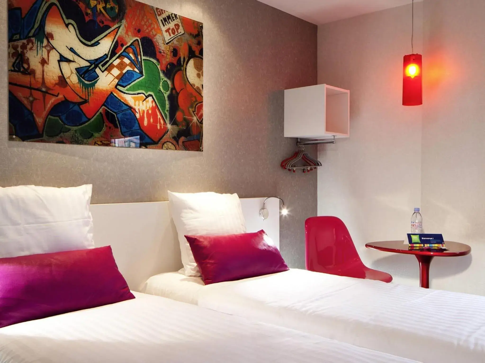 Standard Twin Room - single occupancy in ibis Styles Blois Centre Gare Standard Twin Room - single occupancy in ibis Styles Blois Centre Gare
