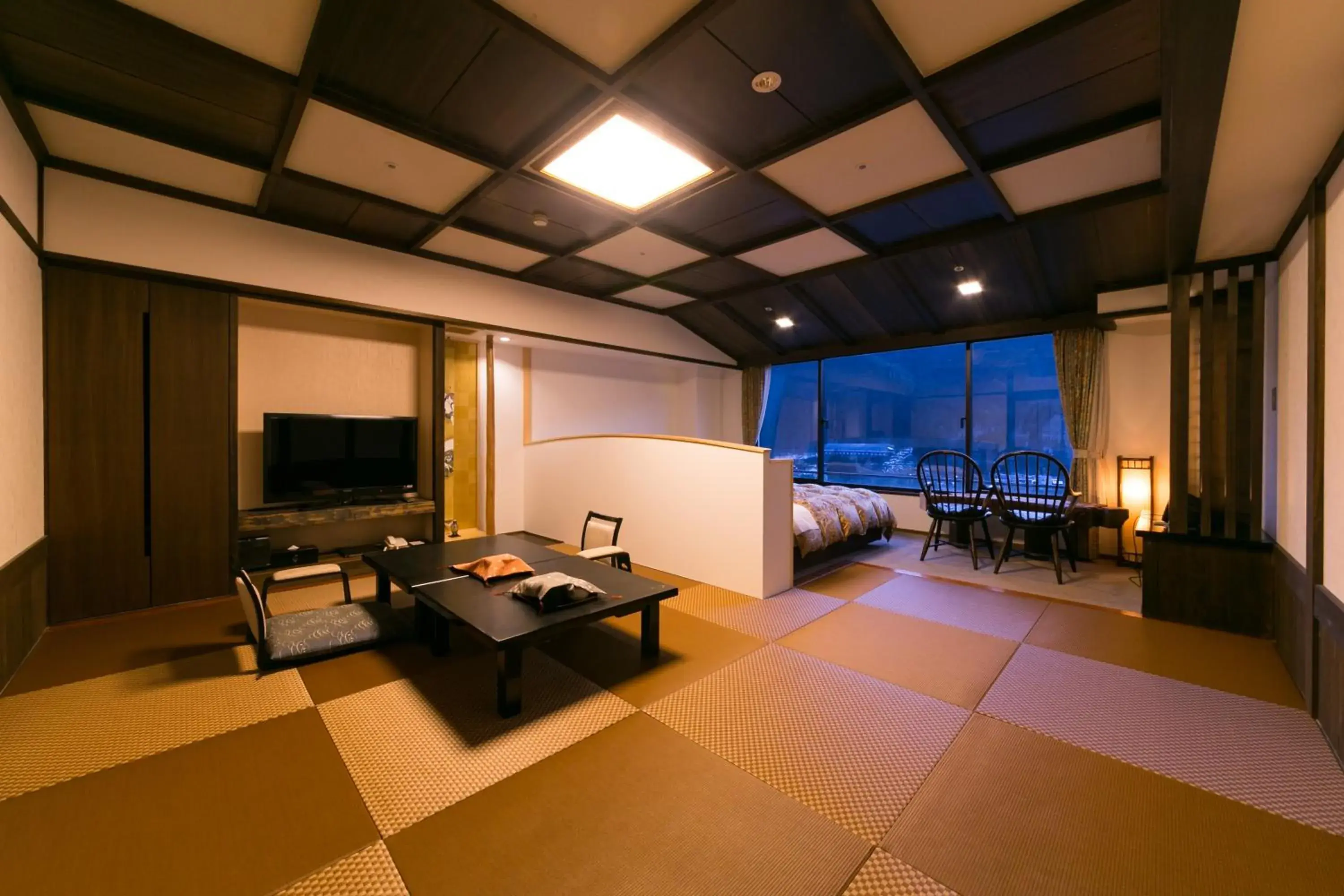 Twin Room with Tatami Area in Sasara Twin Room with Tatami Area in Sasara