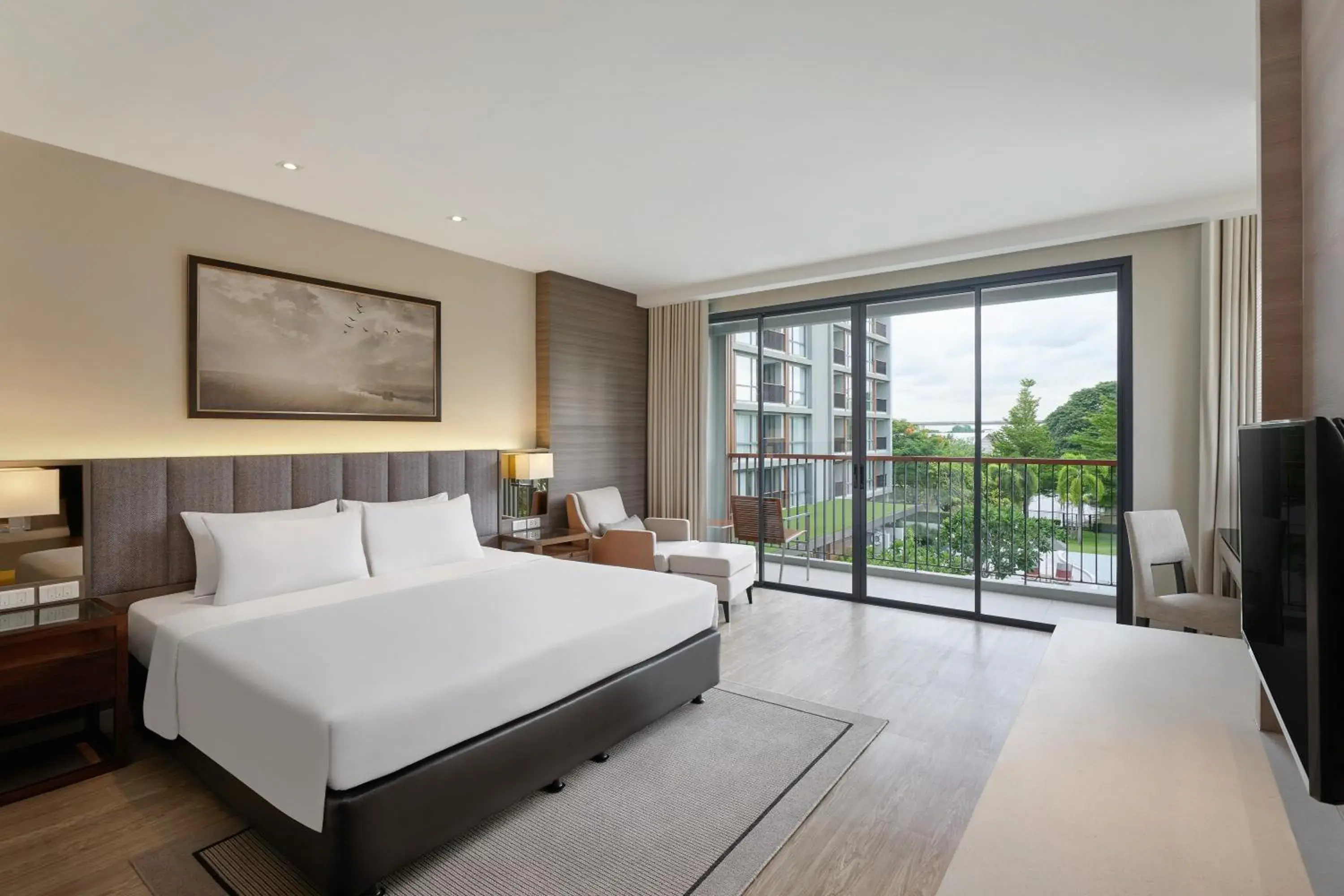 Executive Double Room in The Park Nine Hotel Suvarnabhumi - Free BKK Airport Shuttle Executive Double Room in The Park Nine Hotel Suvarnabhumi - Free BKK Airport Shuttle