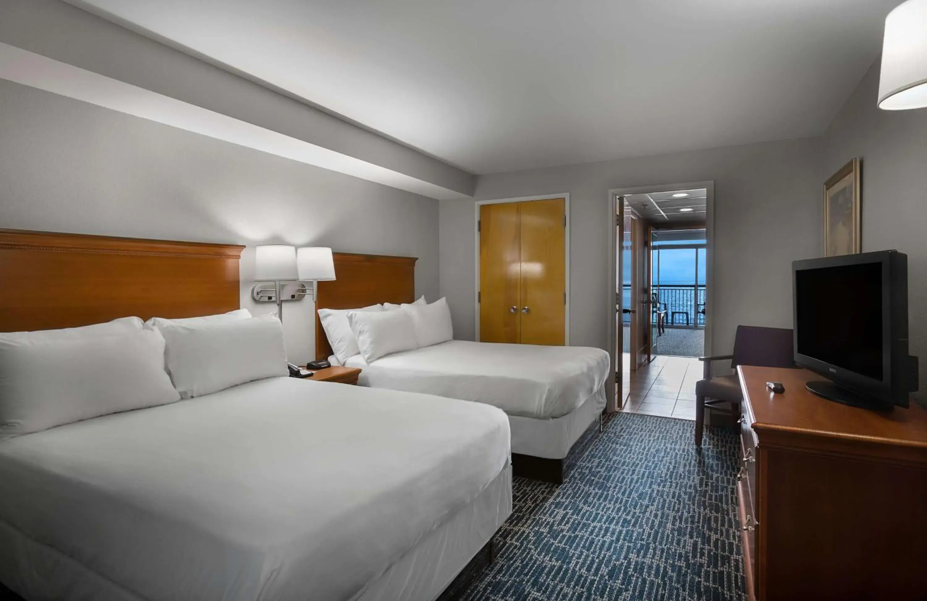 One-Bedroom Suite with Sofa Bed and Kitchen - Ocean Front in Dayton House Resort - BW Signature Collection One-Bedroom Suite with Sofa Bed and Kitchen - Ocean Front in Dayton House Resort - BW Signature Collection