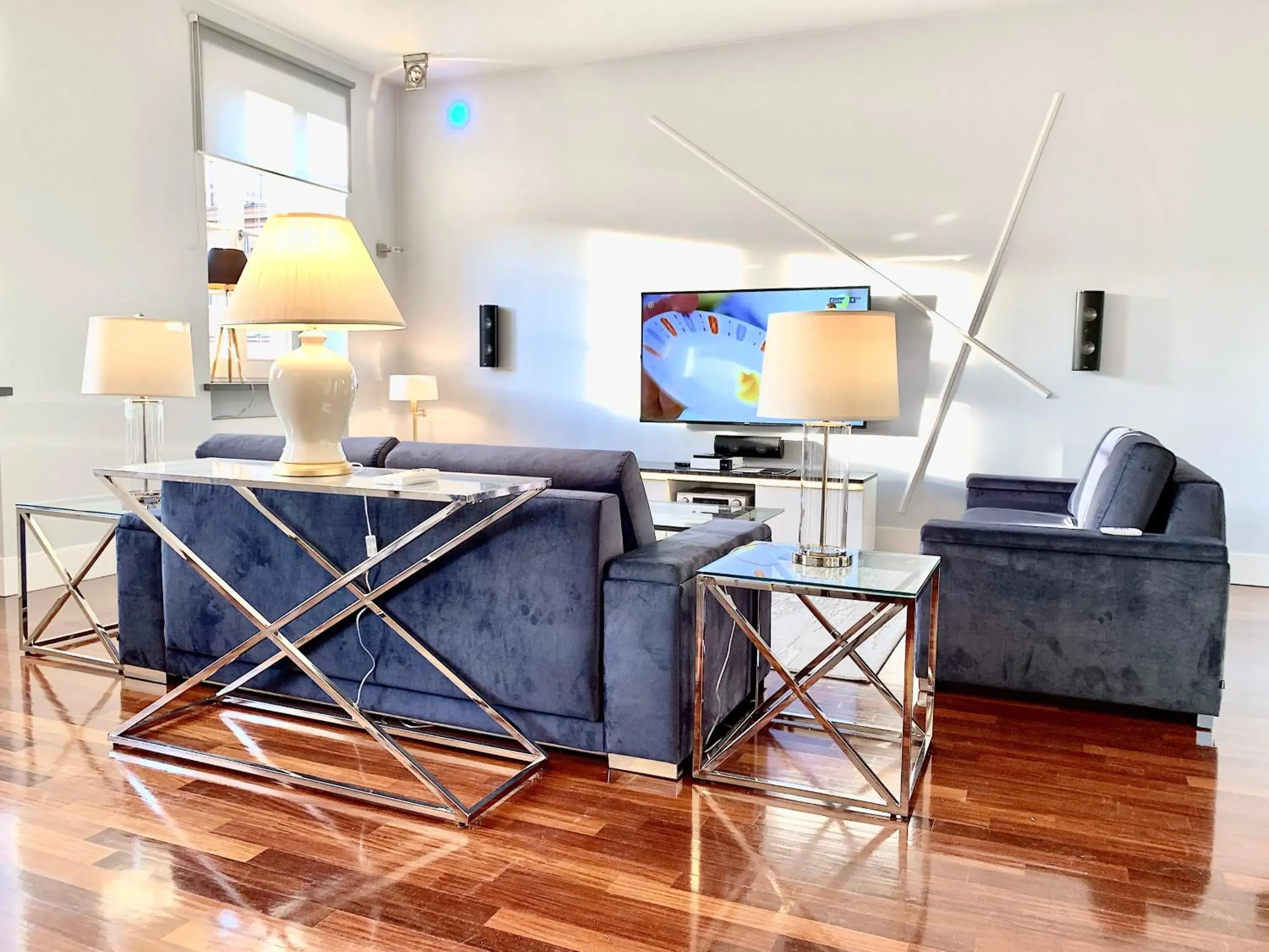 MONDRIAN Suite with Old Town Market Square view (180m2) in MONDRIAN Luxury Suites UNESCO Old Town MONDRIAN Suite with Old Town Market Square view (180m2) in MONDRIAN Luxury Suites UNESCO Old Town