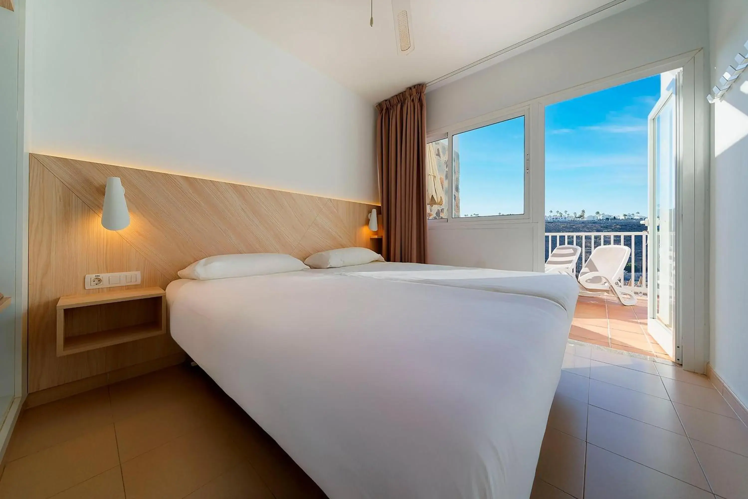 Premium One Bedroom Apartment with Large Terrace in Servatur Altamadores Premium One Bedroom Apartment with Large Terrace in Servatur Altamadores