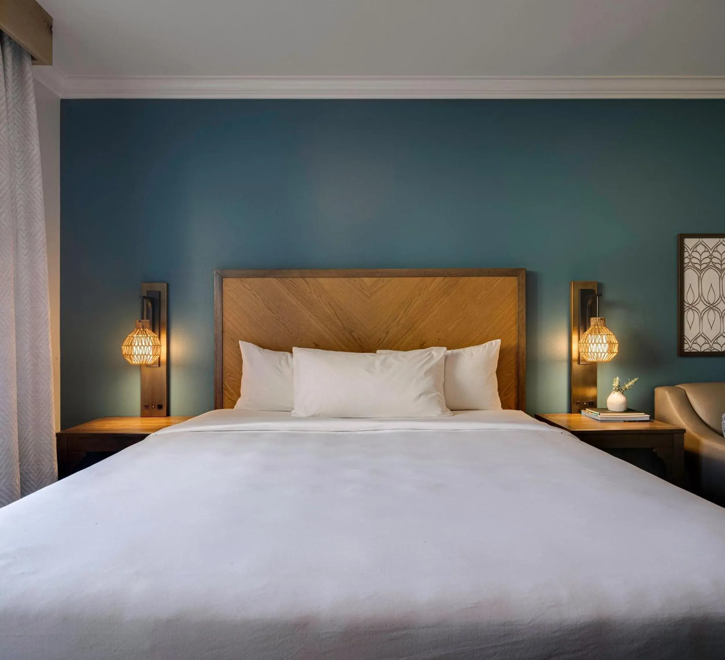 King Room with Sofa Bed in Ayres Hotel Chino Hills Ontario King Room with Sofa Bed in Ayres Hotel Chino Hills Ontario