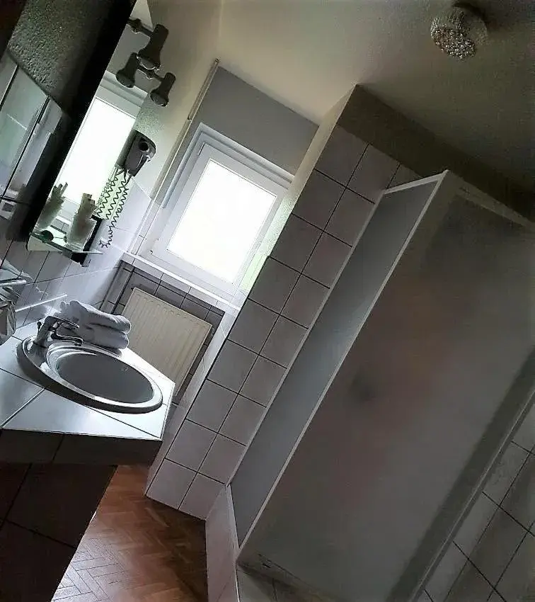 Triple Room in Hotel Du Donon Triple Room in Hotel Du Donon