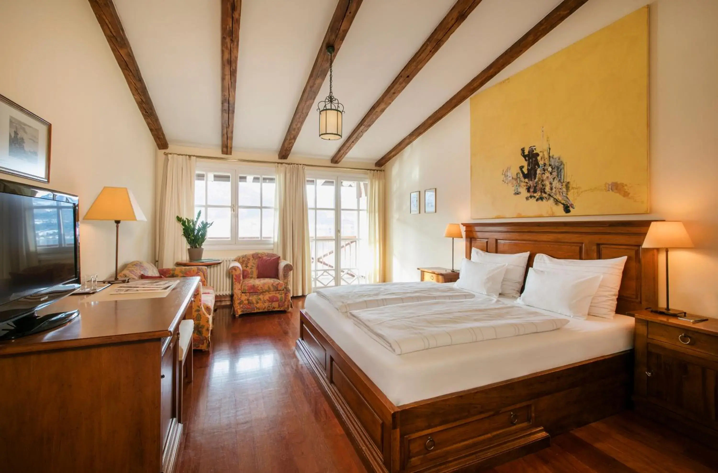 Deluxe Double Room with Balcony and Lake View in TAUROA Landhaus zu Appesbach Deluxe Double Room with Balcony and Lake View in TAUROA Landhaus zu Appesbach