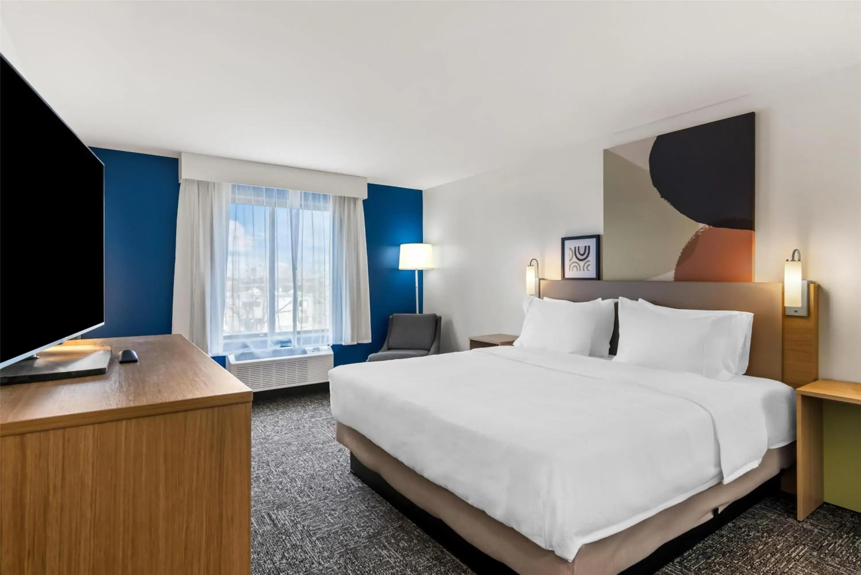 King Room with Mobility Accessible Tub in Spark By Hilton Merrillville King Room with Mobility Accessible Tub in Spark By Hilton Merrillville