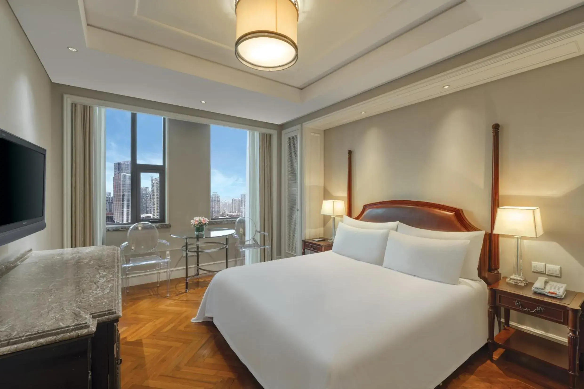 Standard Single Room in Sunrise On The Bund Standard Single Room in Sunrise On The Bund