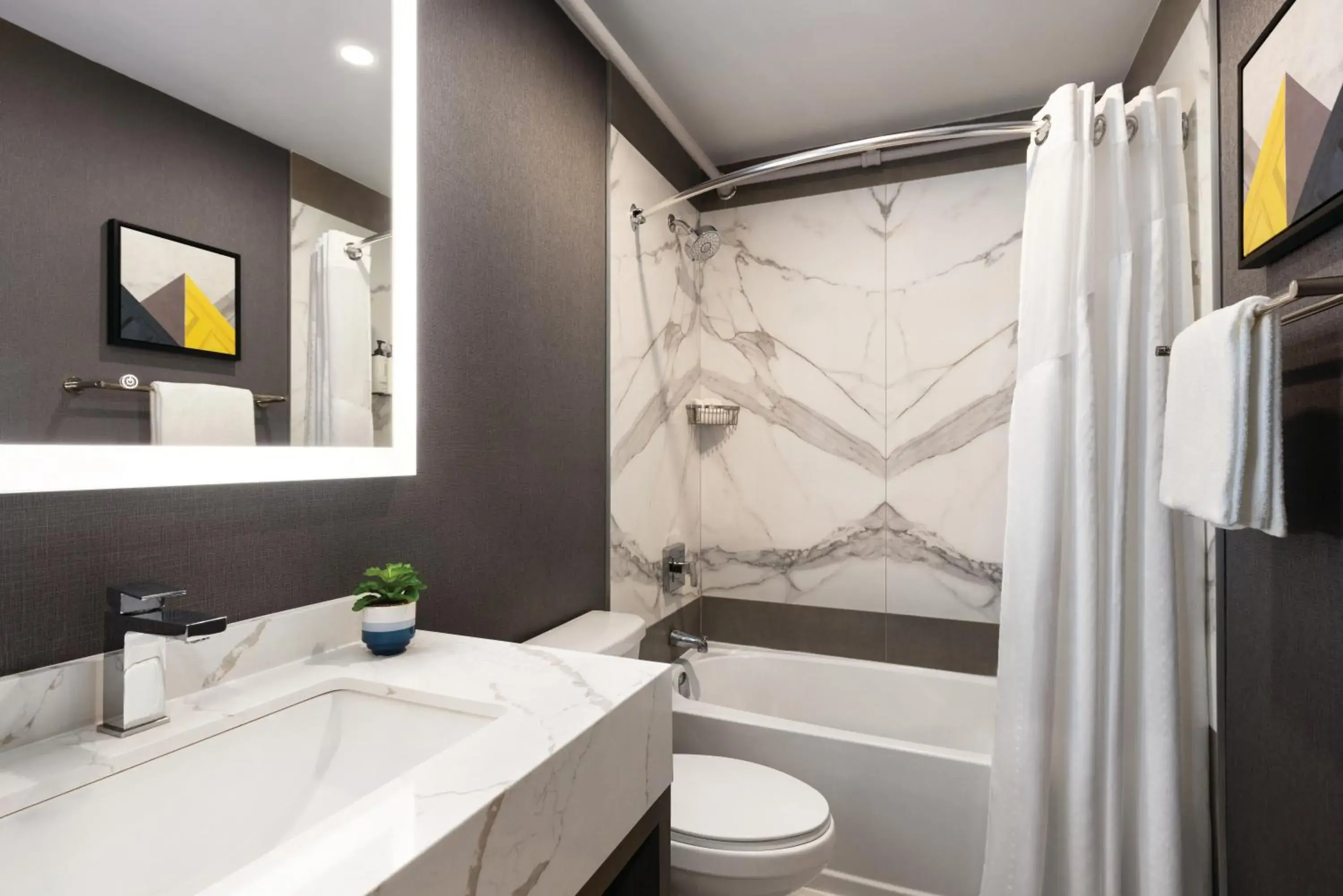 Premium King Room with Sofa Bed - Harbor View in Canadas Best Value Inn Saint John New Brunswick Premium King Room with Sofa Bed - Harbor View in Canadas Best Value Inn Saint John New Brunswick