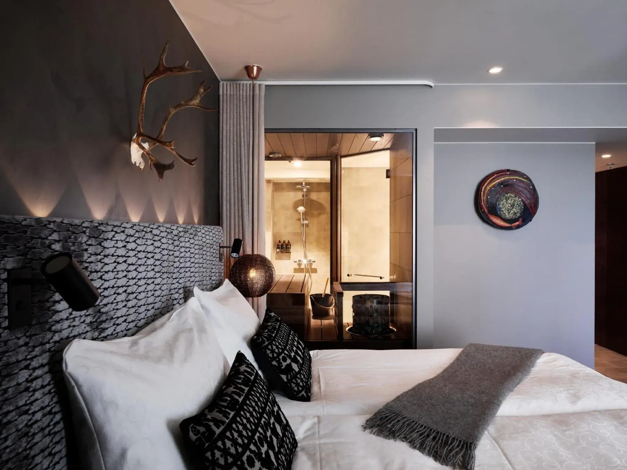 Mystique DeLuxe Double Room with Sauna in Lapland Hotels Bulevardi Mystique DeLuxe Double Room with Sauna in Lapland Hotels Bulevardi