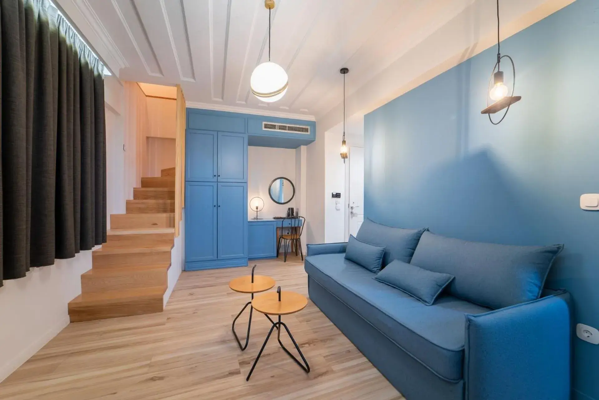 Executive Suite in Allure Central Boutique Executive Suite in Allure Central Boutique