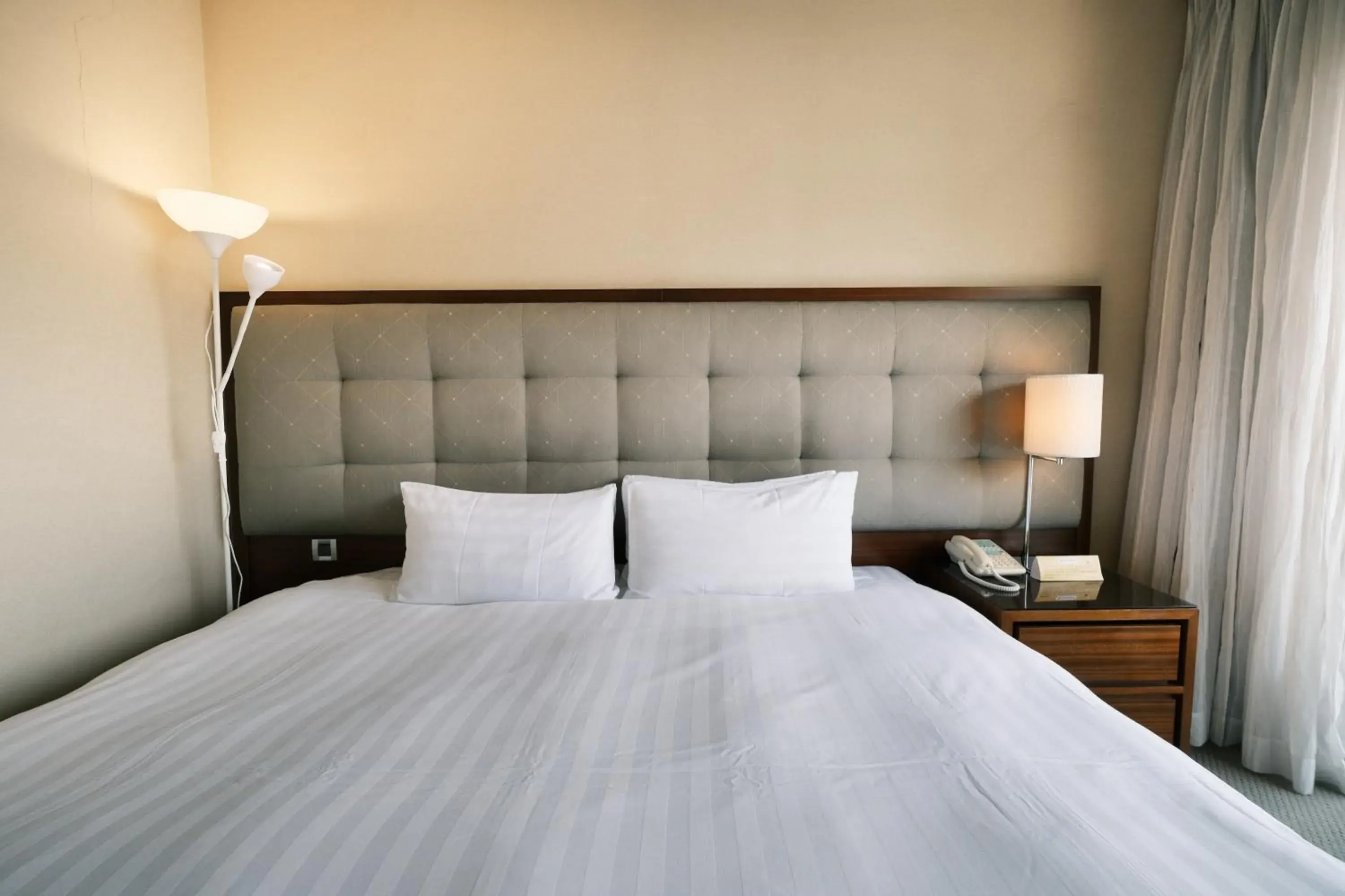 Standard Double Room with Street View in Hotel Del Lago Standard Double Room with Street View in Hotel Del Lago