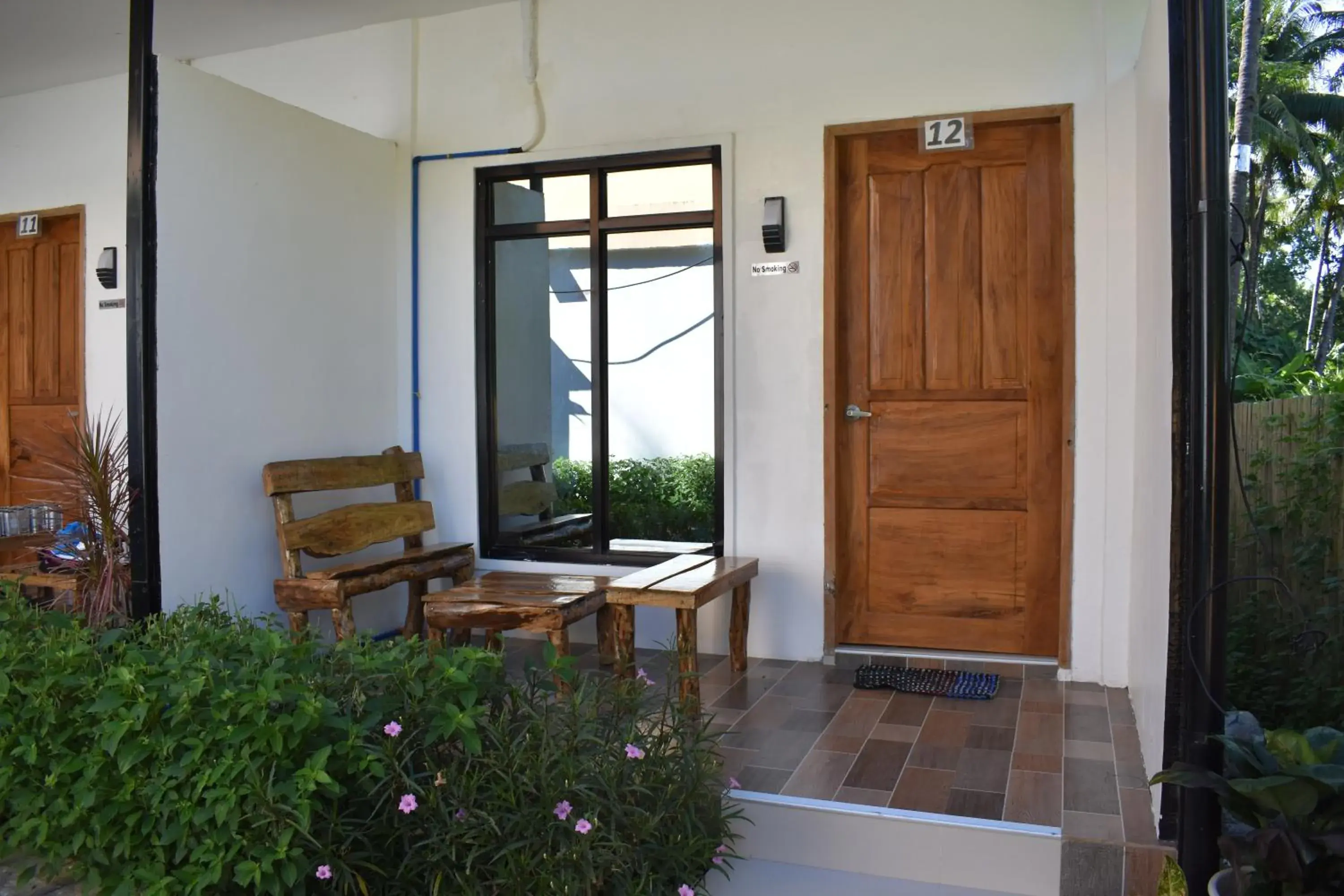 Studio in Seaside traveler's Inn by Camiguin Island Home Studio in Seaside traveler's Inn by Camiguin Island Home