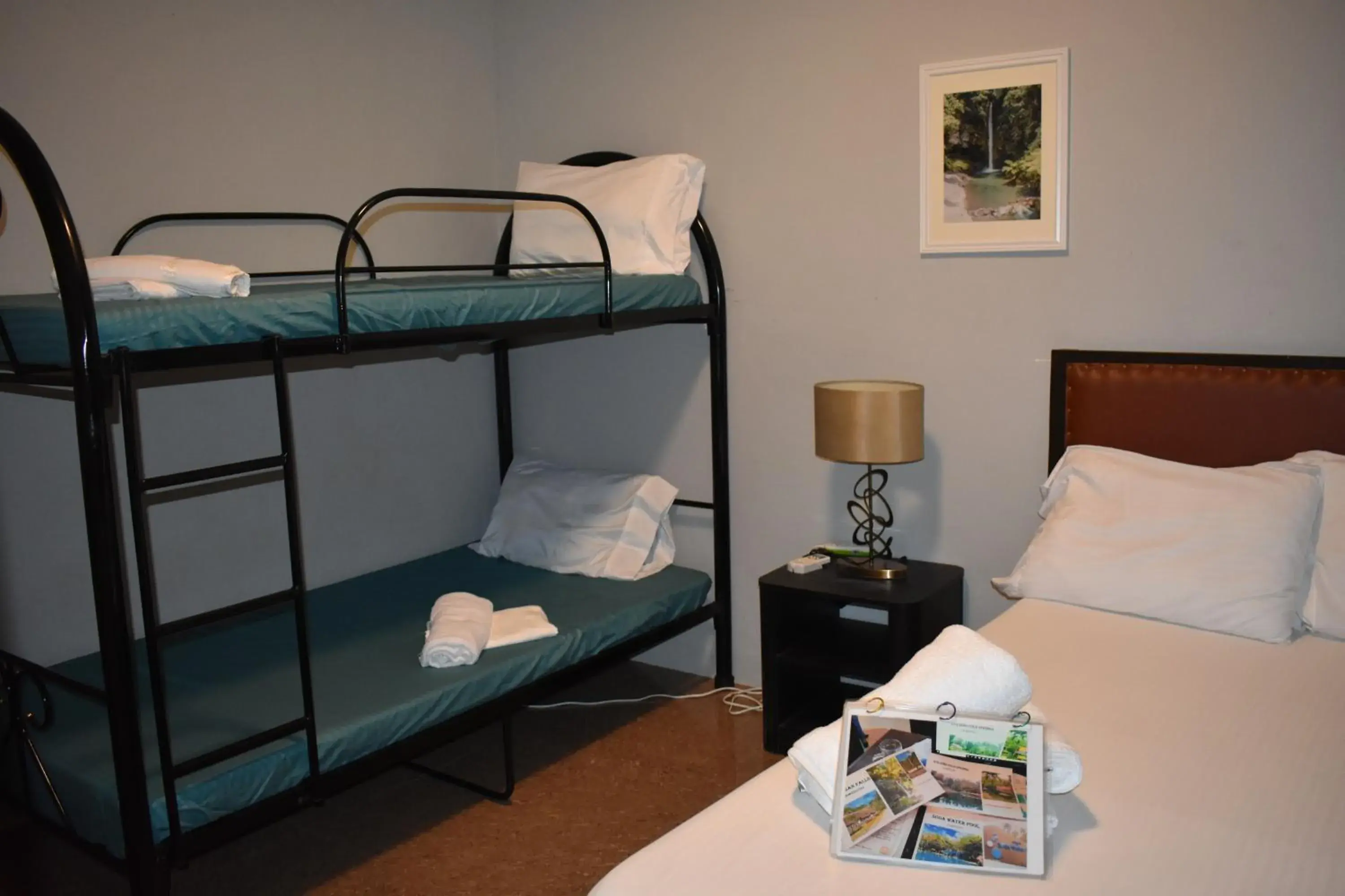 Budget Double Room in Seaside traveler's Inn by Camiguin Island Home Budget Double Room in Seaside traveler's Inn by Camiguin Island Home