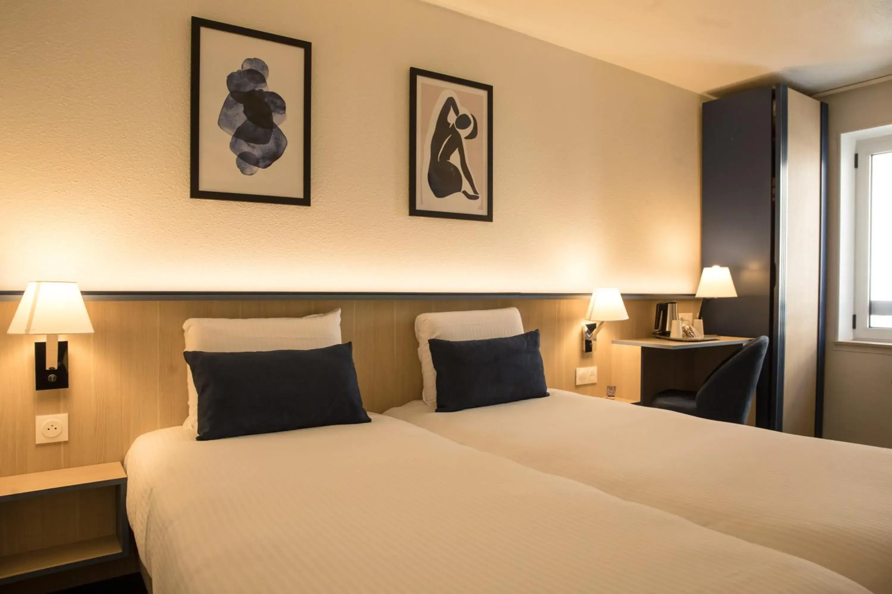 Twin Room in Kyriad Villefranche Sur Saone Porte du Beaujolais -Rénové- Twin Room in Kyriad Villefranche Sur Saone Porte du Beaujolais -Rénové-