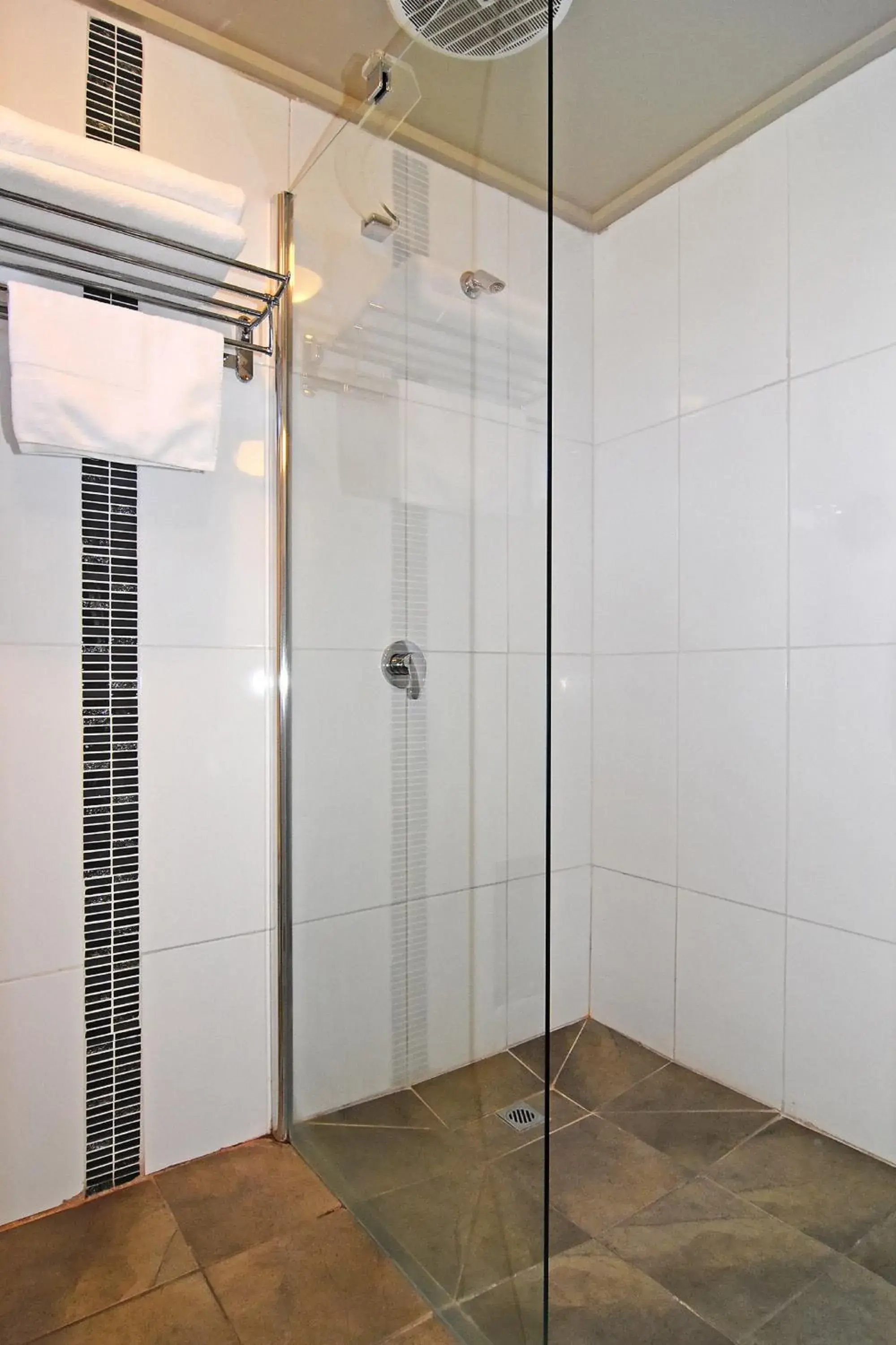 Standard Family Room in Main Lead Ballarat Motel Standard Family Room in Main Lead Ballarat Motel