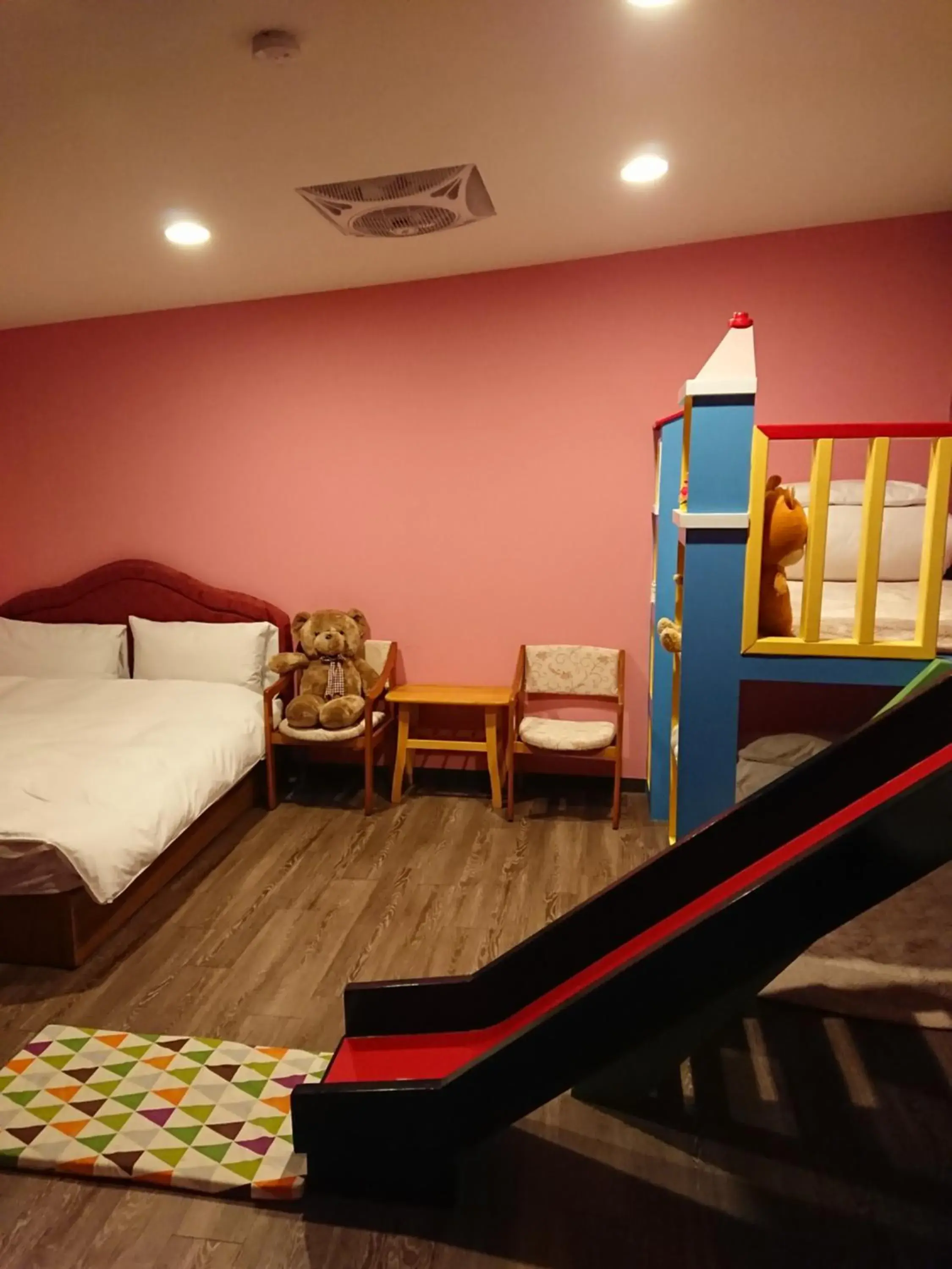 Four-Bedroom House in Sun Moon Flower Homestay Four-Bedroom House in Sun Moon Flower Homestay