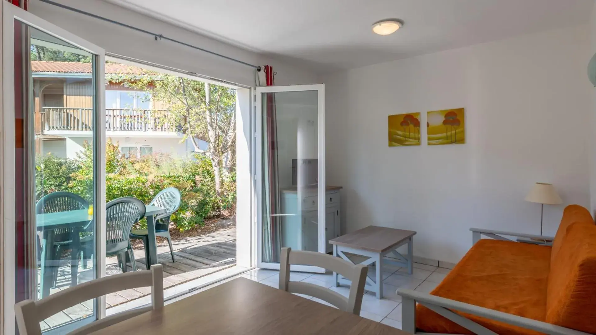 Two-Bedroom Apartment (6 Adults) Disability Access in Vacancéole - Le Domaine des Grands Lacs Two-Bedroom Apartment (6 Adults) Disability Access in Vacancéole - Le Domaine des Grands Lacs