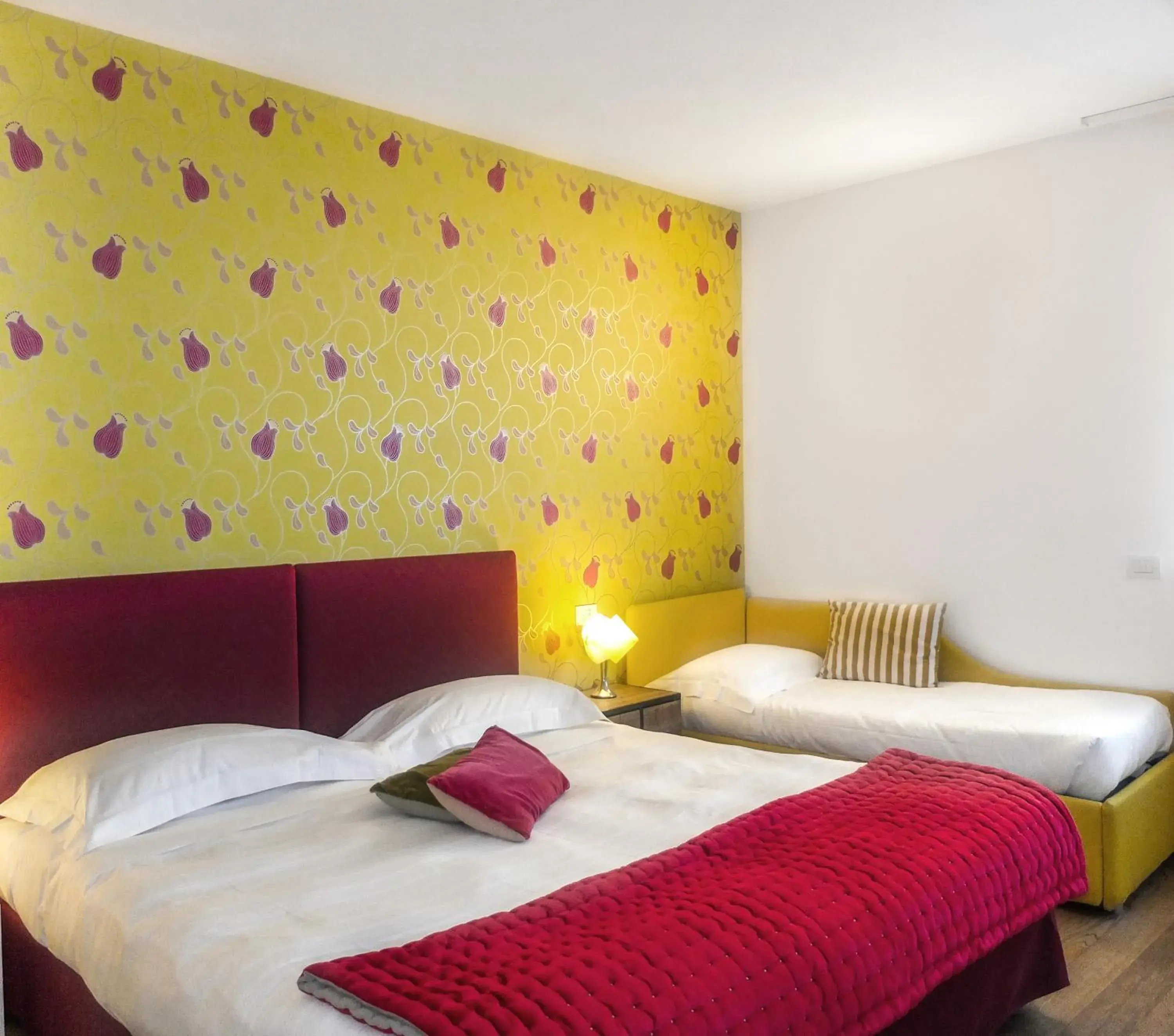 Family Room in Spluga Sosta & Hotel Family Room in Spluga Sosta & Hotel