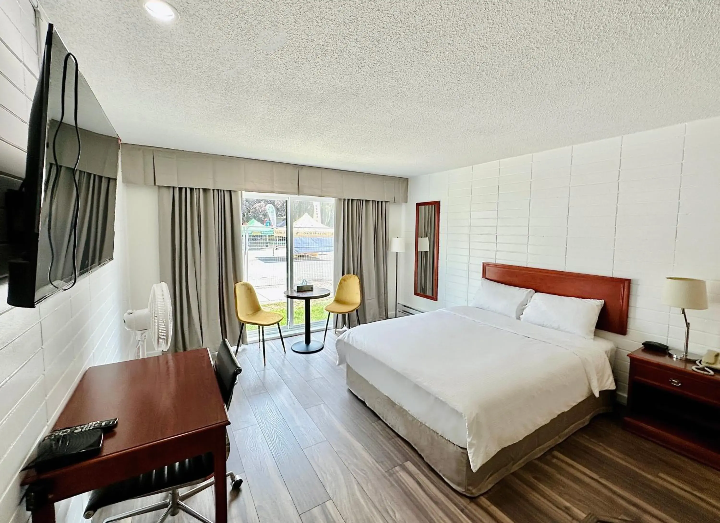 Family Suite in August Jack Inn Family Suite in August Jack Inn