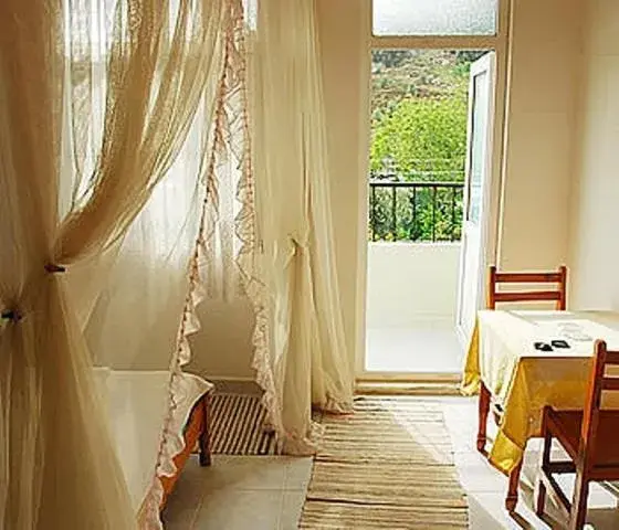 Standard Double or Twin Room in Akay Hotel Standard Double or Twin Room in Akay Hotel