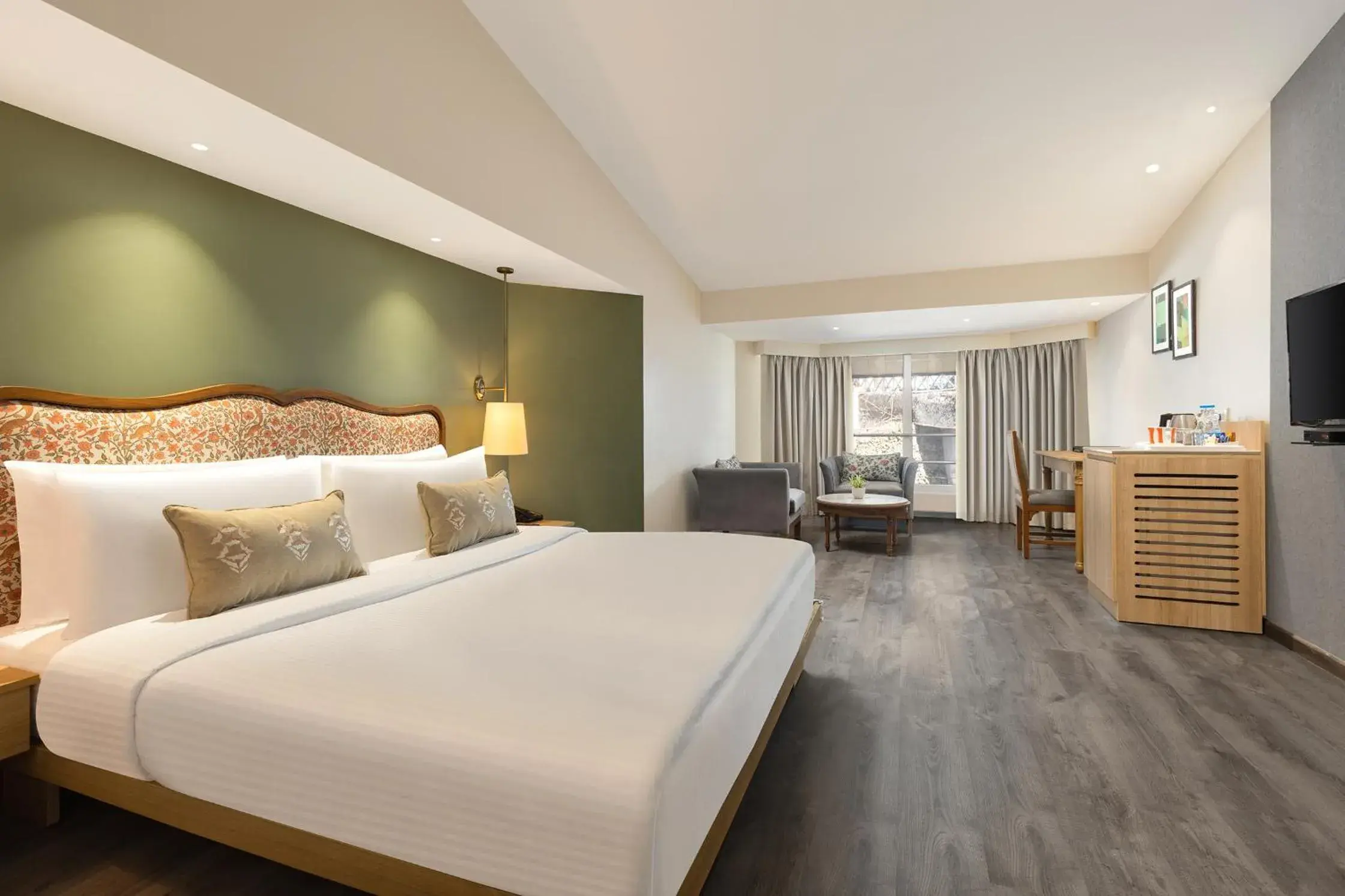 Deluxe Room in Fortune Resort Grace, Mussoorie - Member ITC Hotels' Group Deluxe Room in Fortune Resort Grace, Mussoorie - Member ITC Hotels' Group