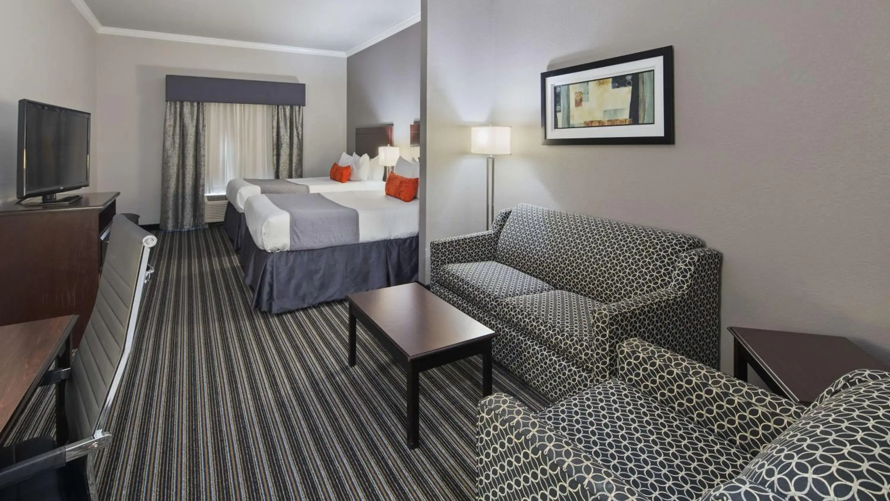 Queen Suite with Two Queen Beds - Non-Smoking in Best Western Plus Austin Airport Inn & Suites Queen Suite with Two Queen Beds - Non-Smoking in Best Western Plus Austin Airport Inn & Suites