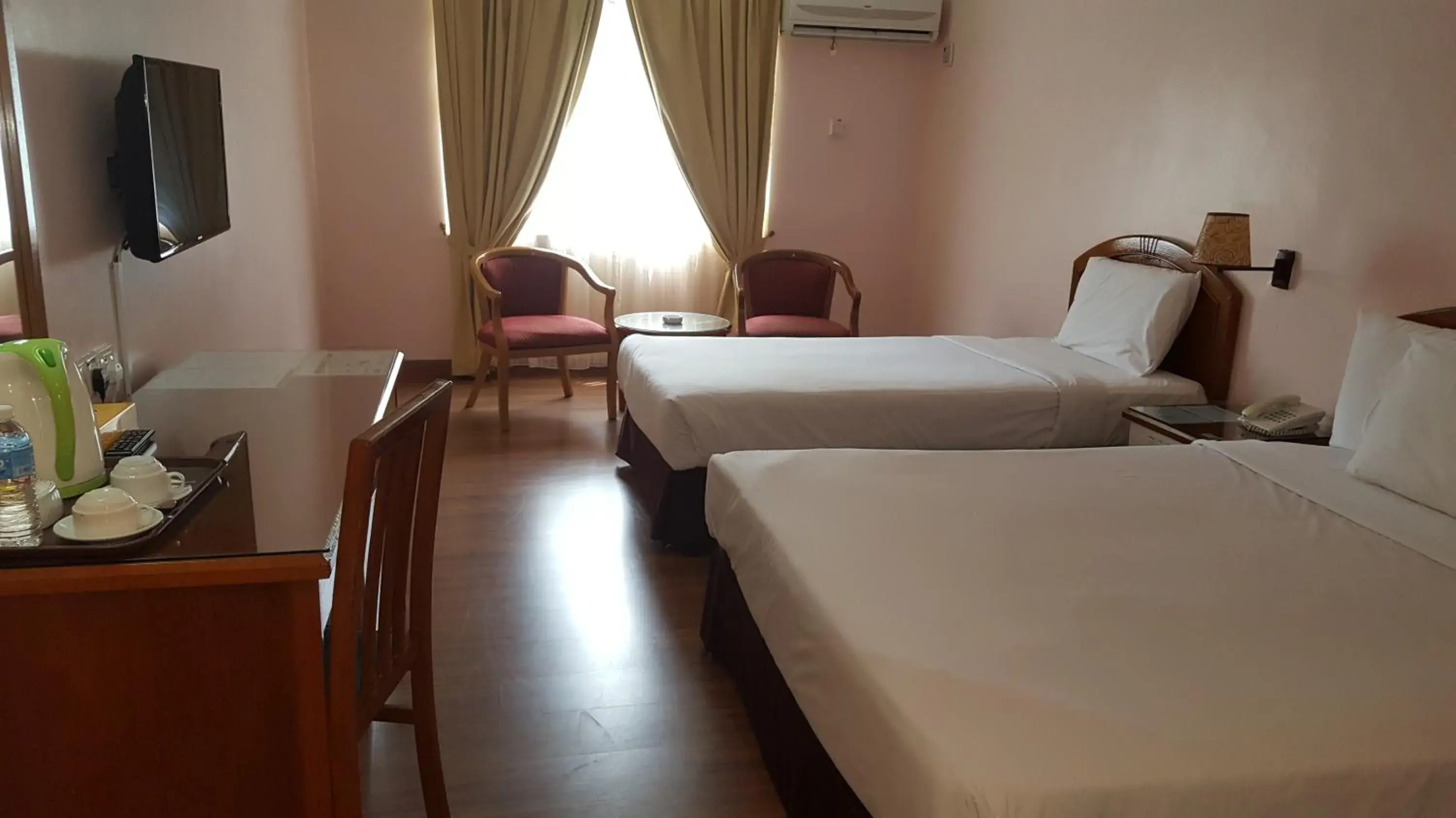 Family Room (2 Adults + 1 Child) in Hotel Seri Malaysia Bagan Lalang Family Room (2 Adults + 1 Child) in Hotel Seri Malaysia Bagan Lalang