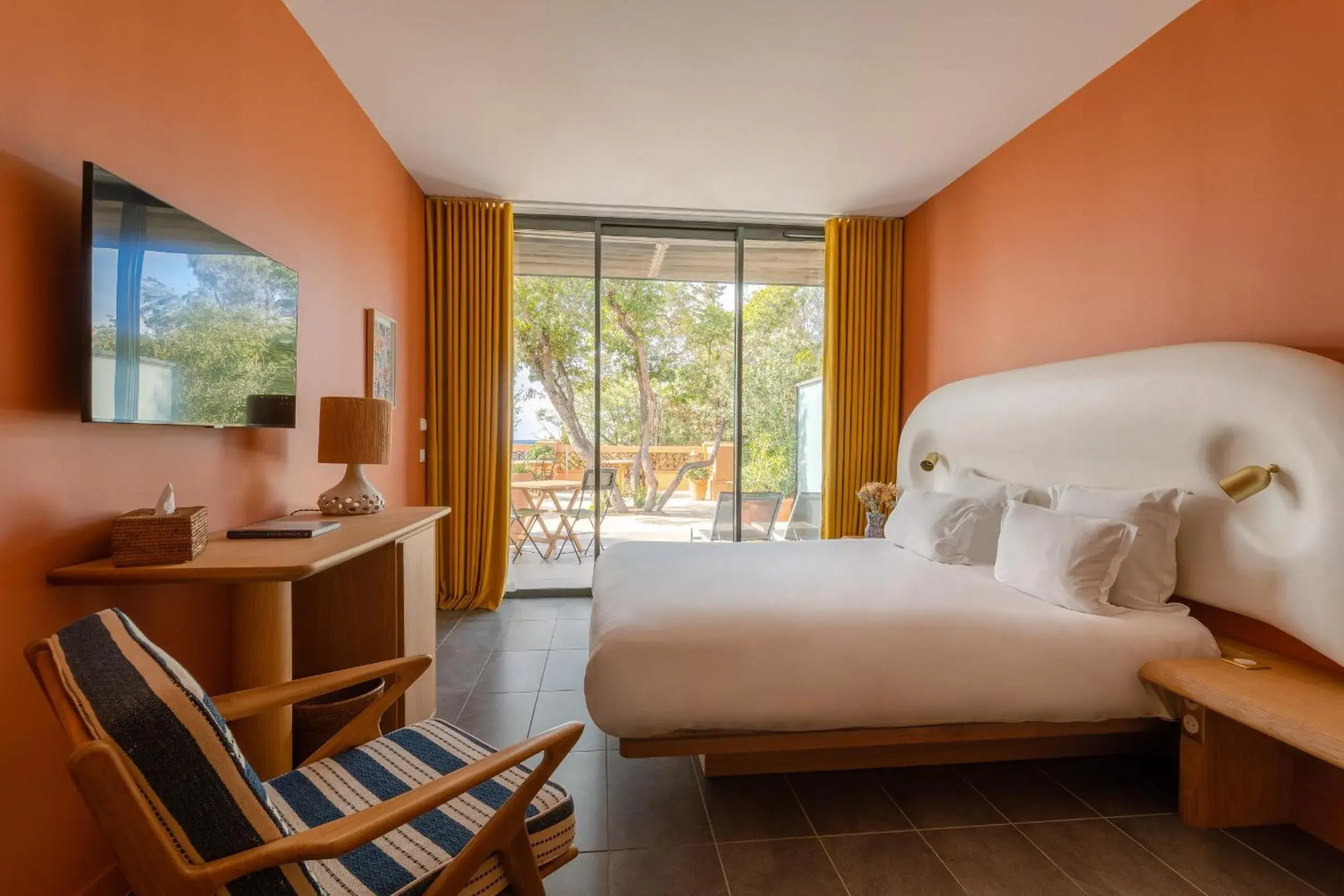 Double Room with Terrace - Garden View in Les Terrasses du Bailli Double Room with Terrace - Garden View in Les Terrasses du Bailli