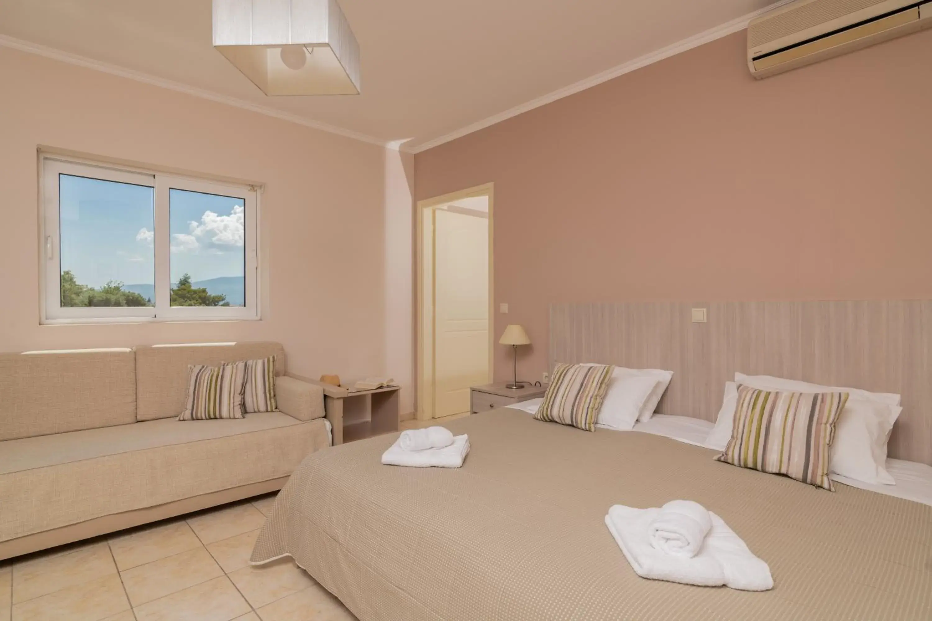 Family Room in Hotel Varres Family Room in Hotel Varres