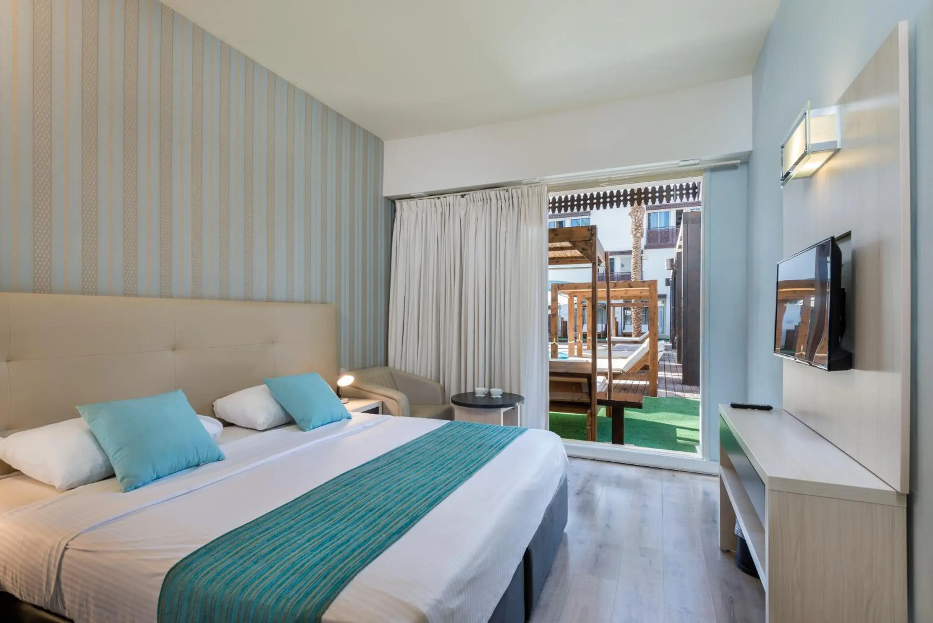 Studio Garden and Pool View in G hotel Studio Garden and Pool View in G hotel