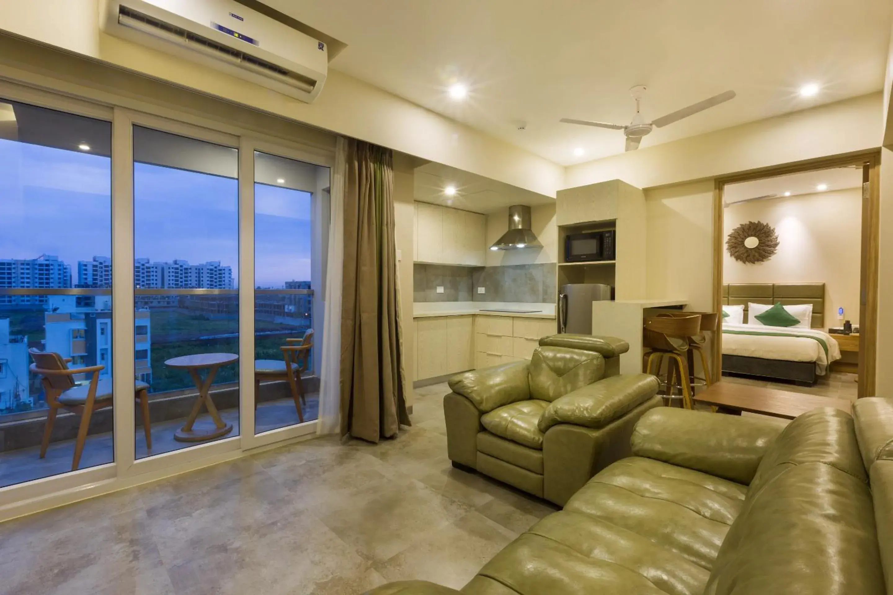 Large Double Room in Floressa Randa Business Hotel Large Double Room in Floressa Randa Business Hotel