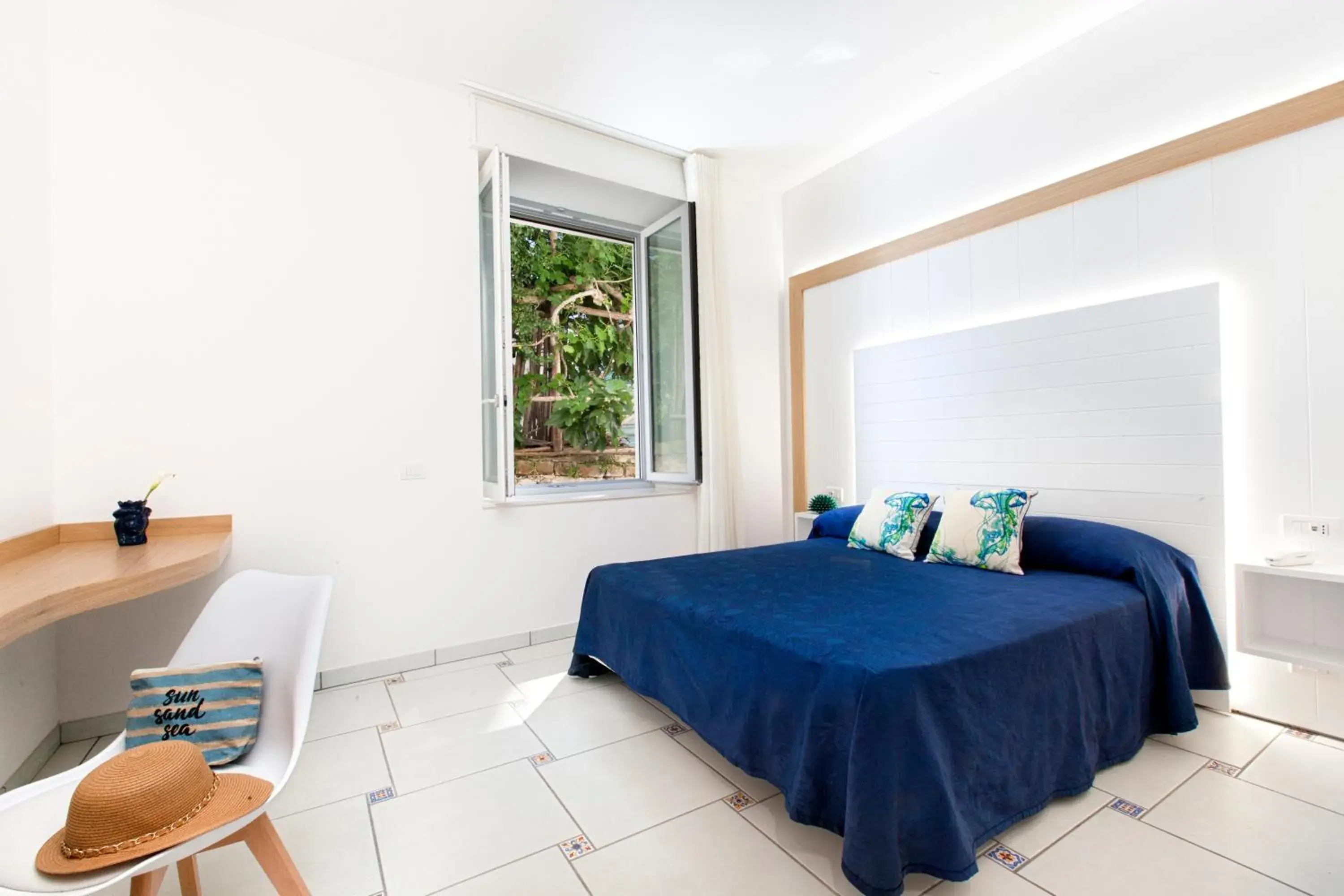 Standard Double Room in Hotel Piccolo Paradiso Standard Double Room in Hotel Piccolo Paradiso