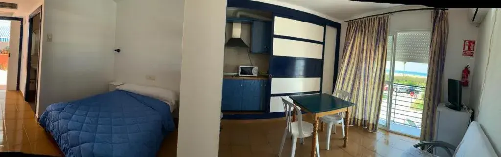 Hotel Playa Conil - Beachfront Studios & Suites Hotel Playa Conil - Beachfront Studios & Suites