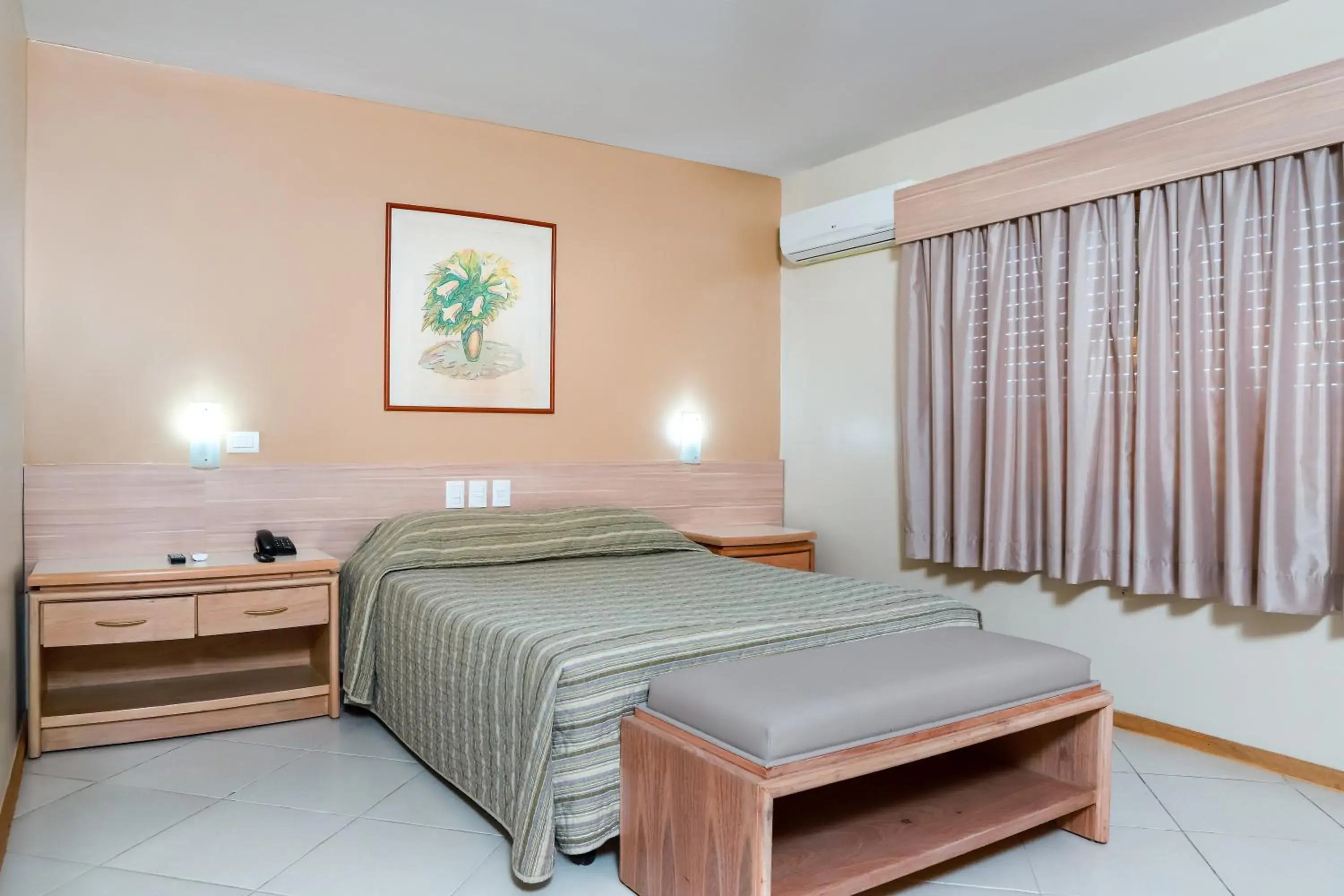 Suite in Hotel Suárez Campo Bom Suite in Hotel Suárez Campo Bom