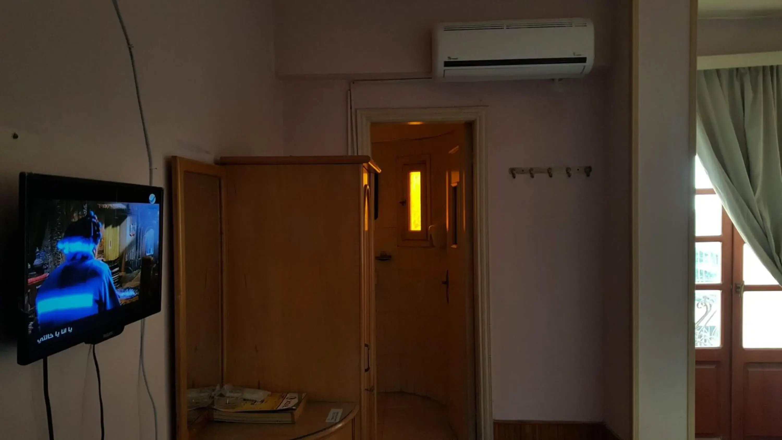 Economy Quadruple Room with Shared Bathroom in High way Hotel Economy Quadruple Room with Shared Bathroom in High way Hotel