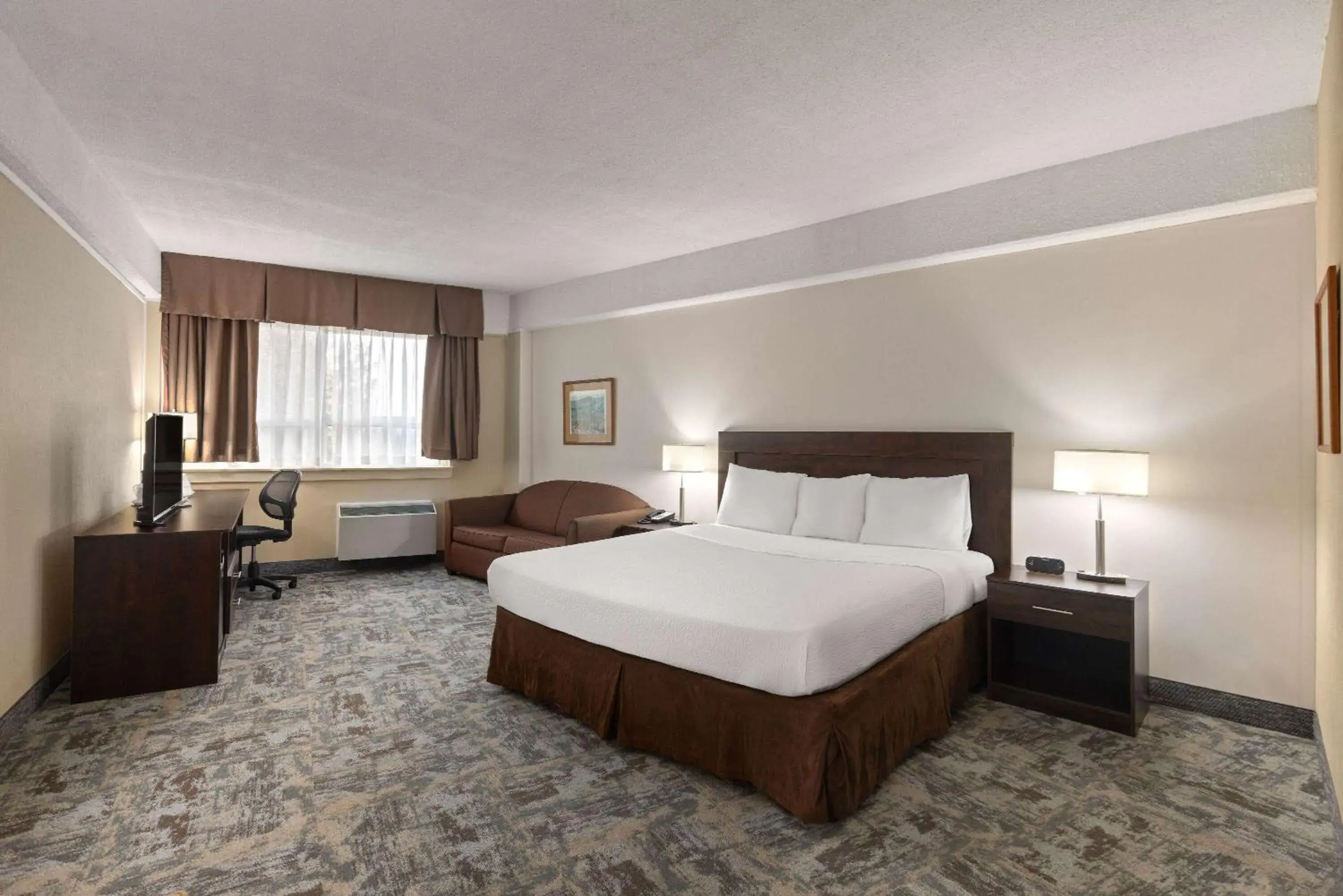 King Room - Non-Smoking in Travelodge by Wyndham Thunder Bay ON King Room - Non-Smoking in Travelodge by Wyndham Thunder Bay ON
