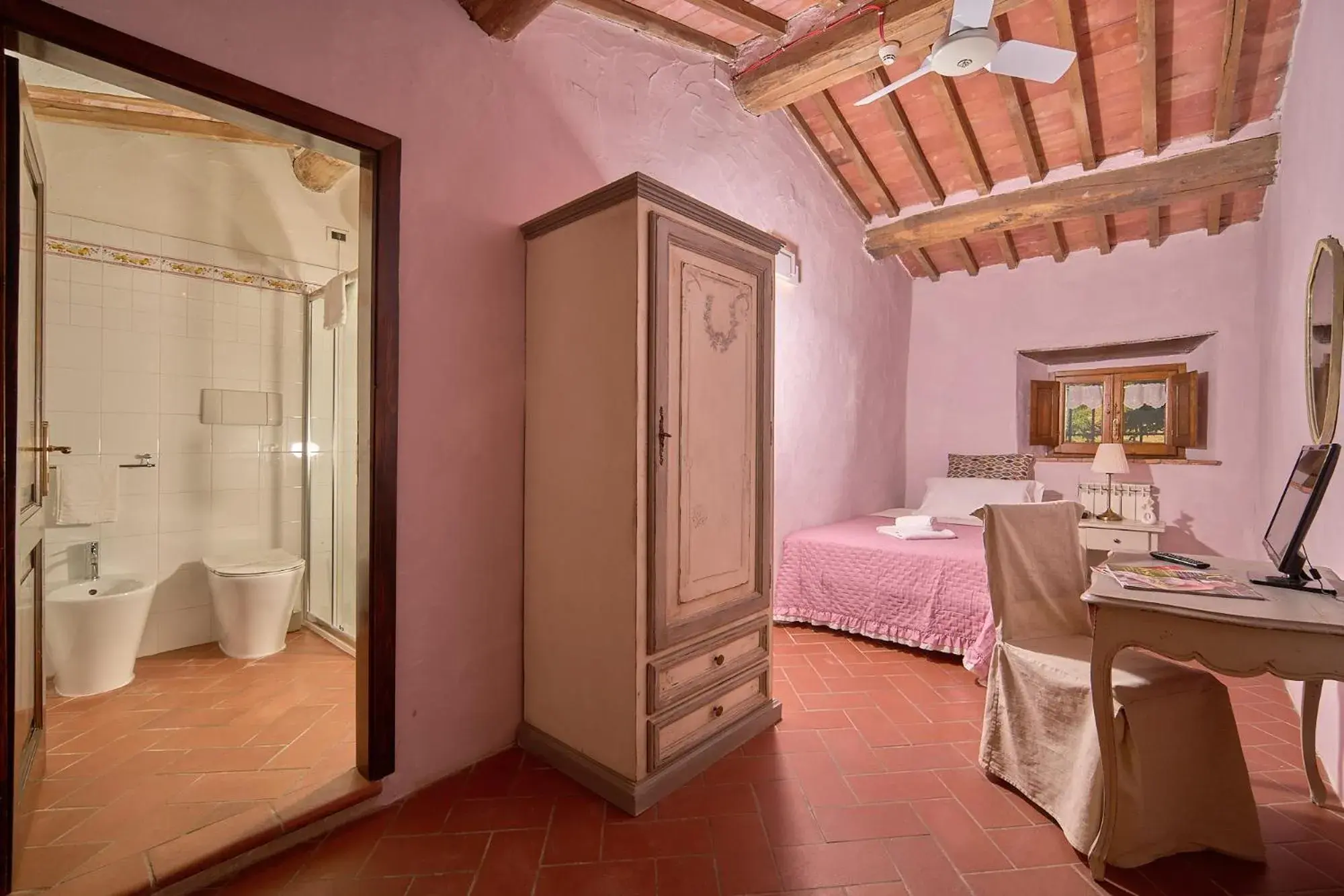 Single Room with Park View - single occupancy in Relais San Lorenzo Single Room with Park View - single occupancy in Relais San Lorenzo