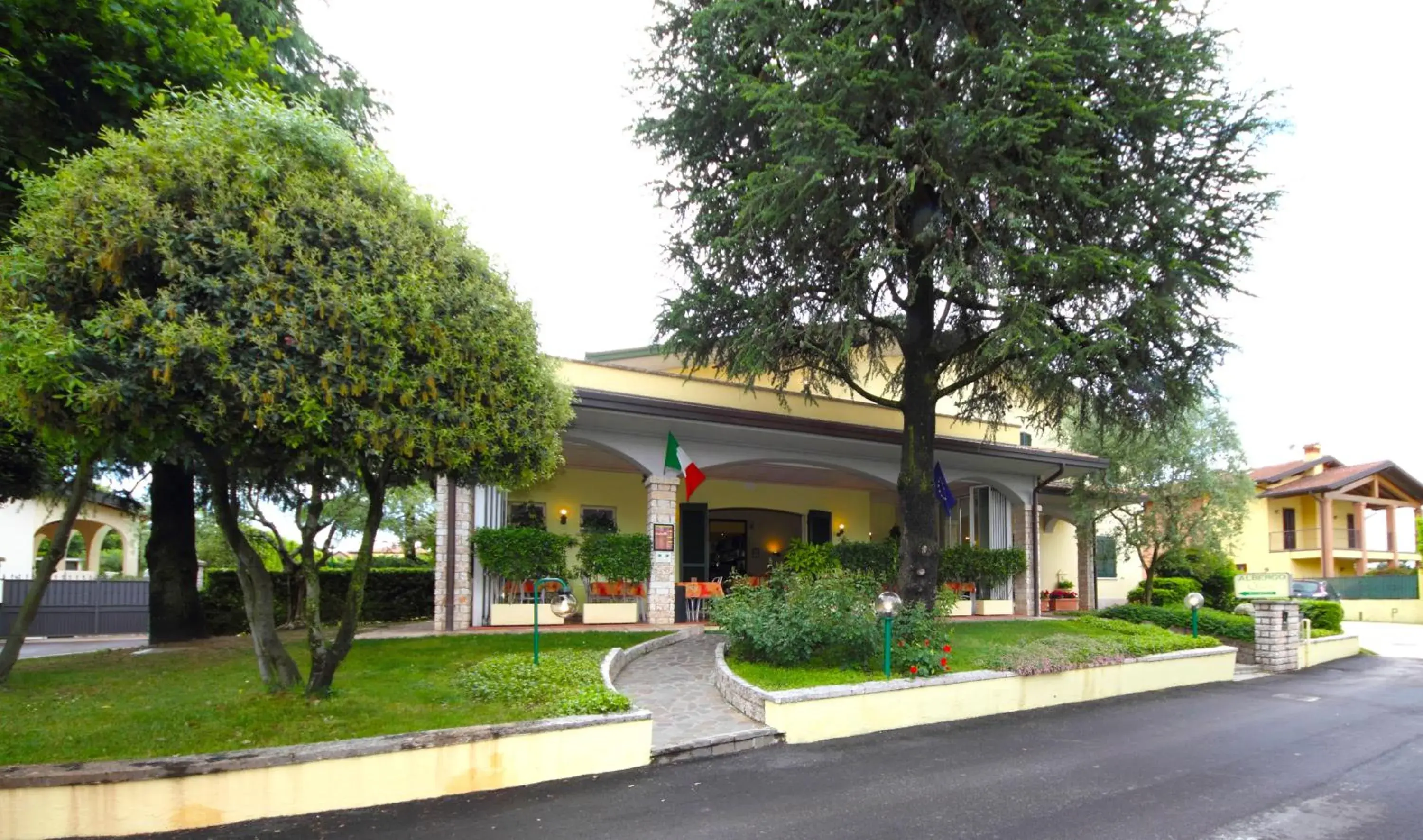 Albergo La Quiete Albergo La Quiete