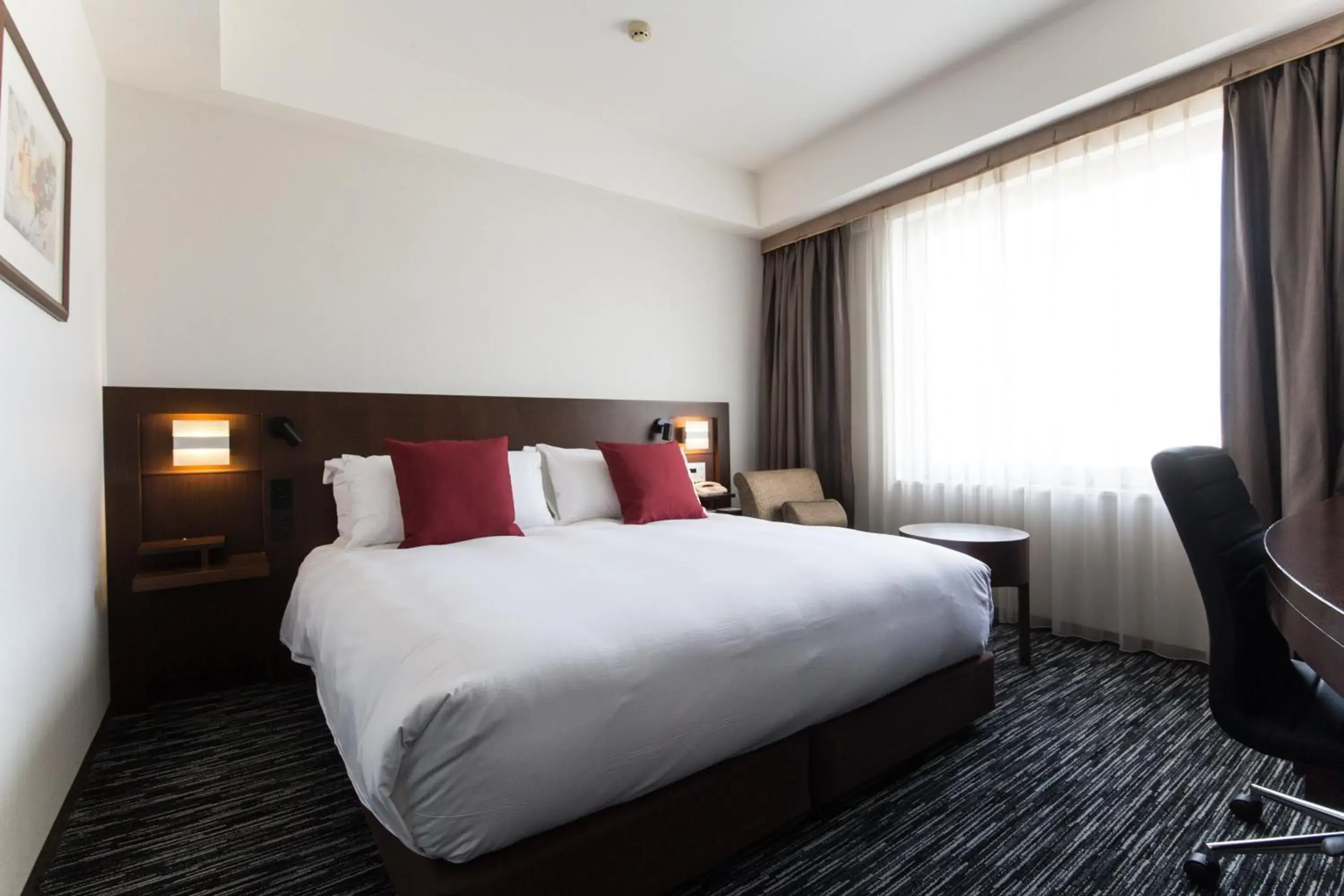 Standard King Room - single occupancy - Non-Smoking in ANA Crowne Plaza Yonago by IHG Standard King Room - single occupancy - Non-Smoking in ANA Crowne Plaza Yonago by IHG