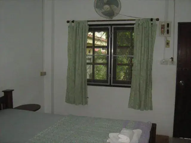 Bungalow with Fan in Lamoon Lamai Residence & Guesthouse Bungalow with Fan in Lamoon Lamai Residence & Guesthouse