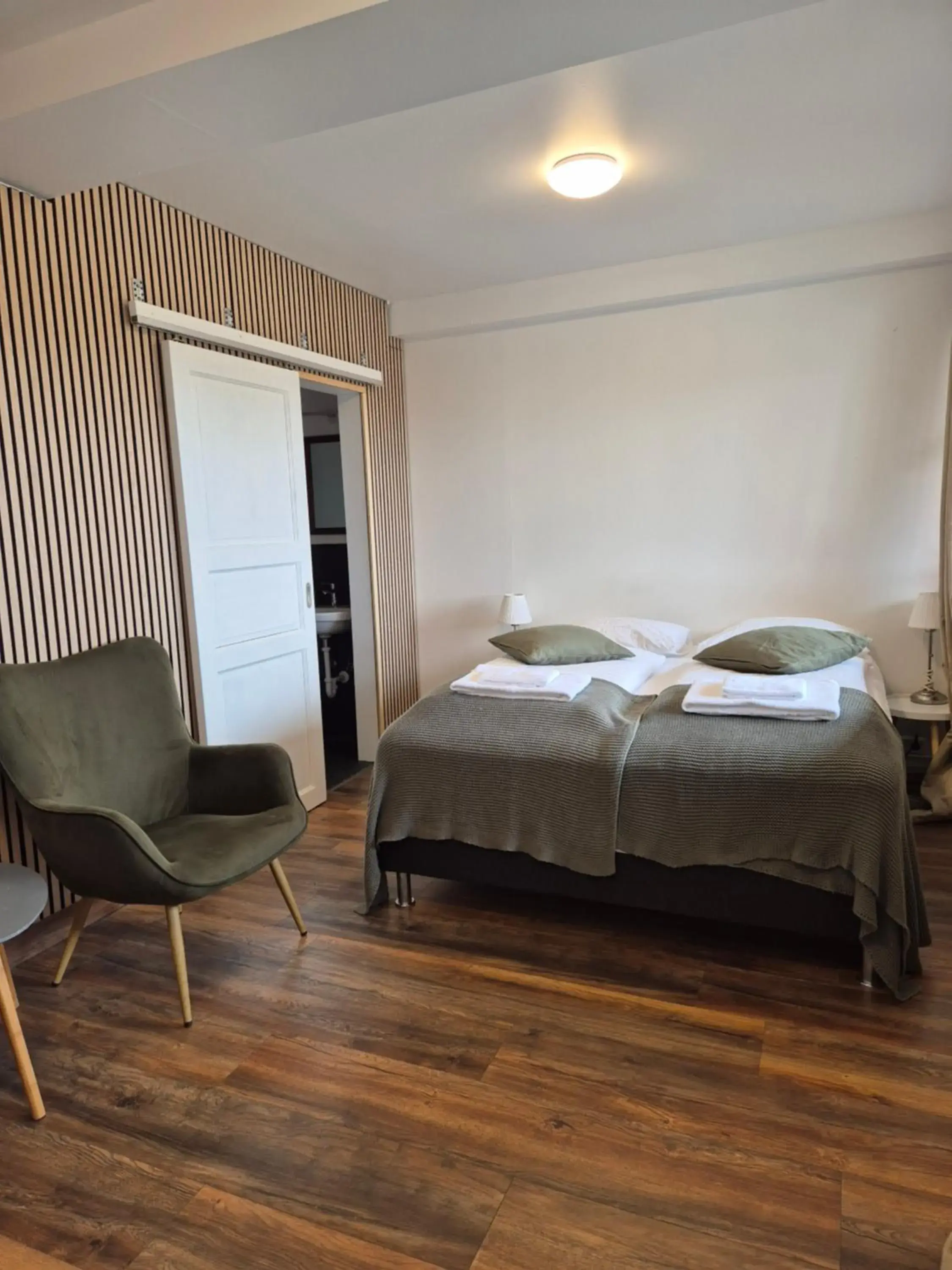 Standard Double/Twin in Hotel Hafnarfjall Standard Double/Twin in Hotel Hafnarfjall