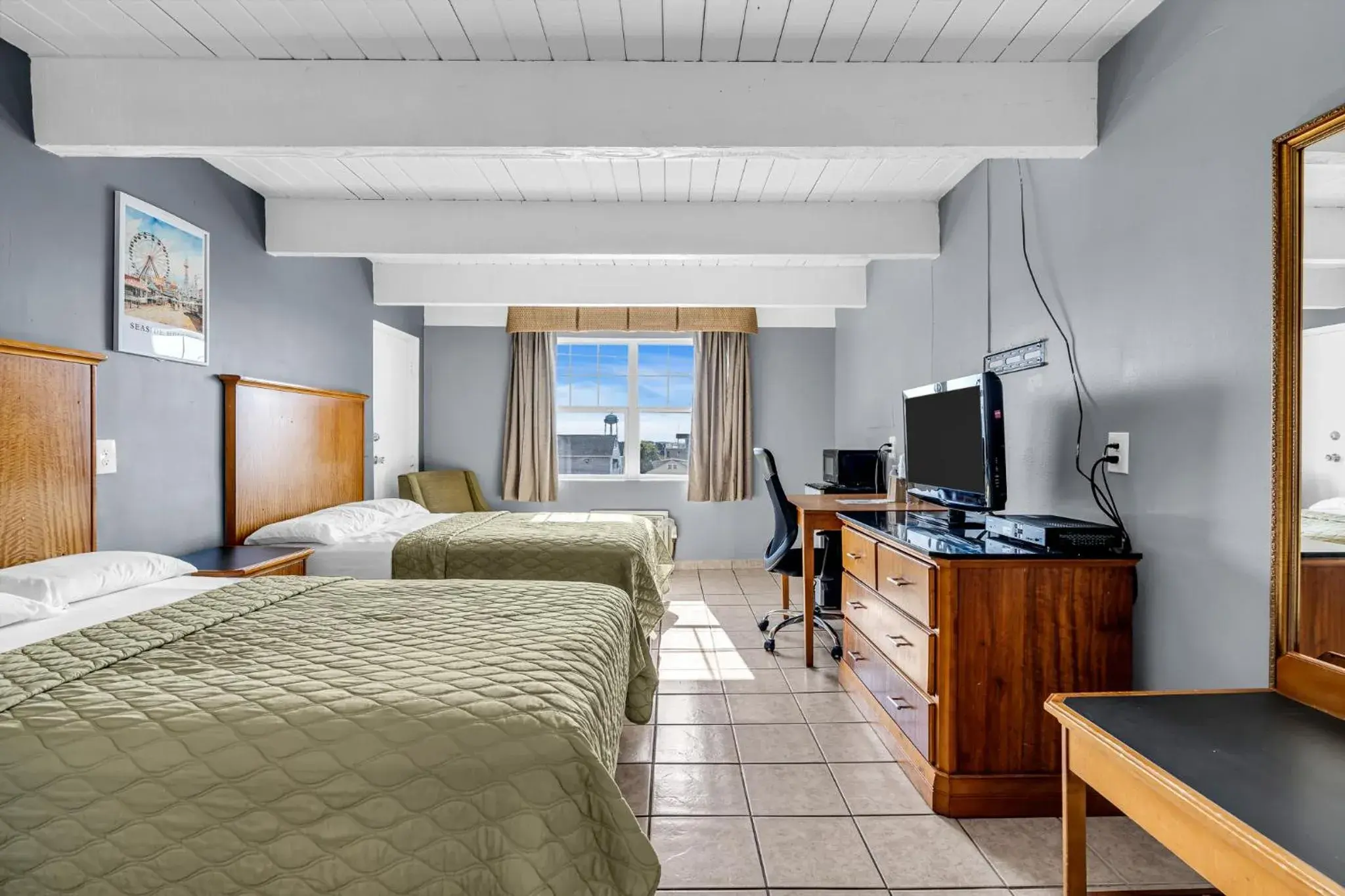 Standard Room with Two Double Bed in Aztec Ocean Resort Standard Room with Two Double Bed in Aztec Ocean Resort