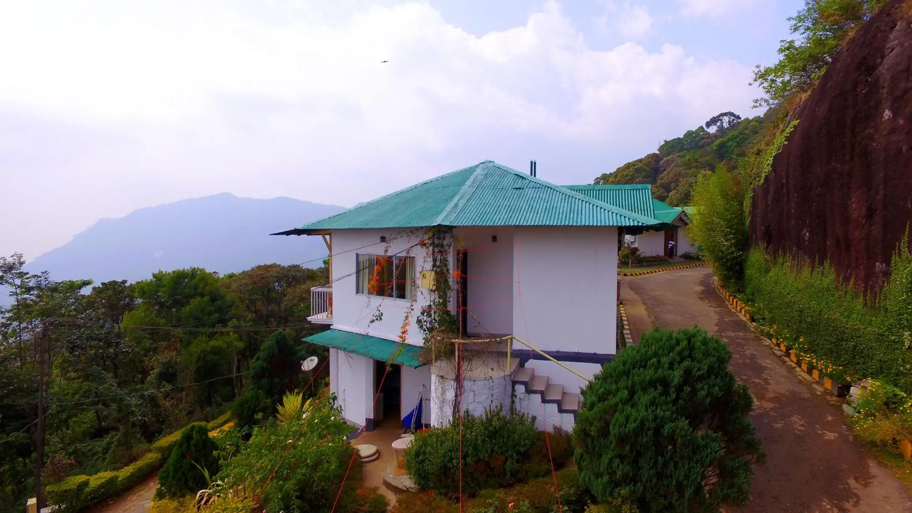 Standard 2-Bedroom Family Cottage in Deshadan Mountain Resort -The highest resort in Munnar Standard 2-Bedroom Family Cottage in Deshadan Mountain Resort -The highest resort in Munnar