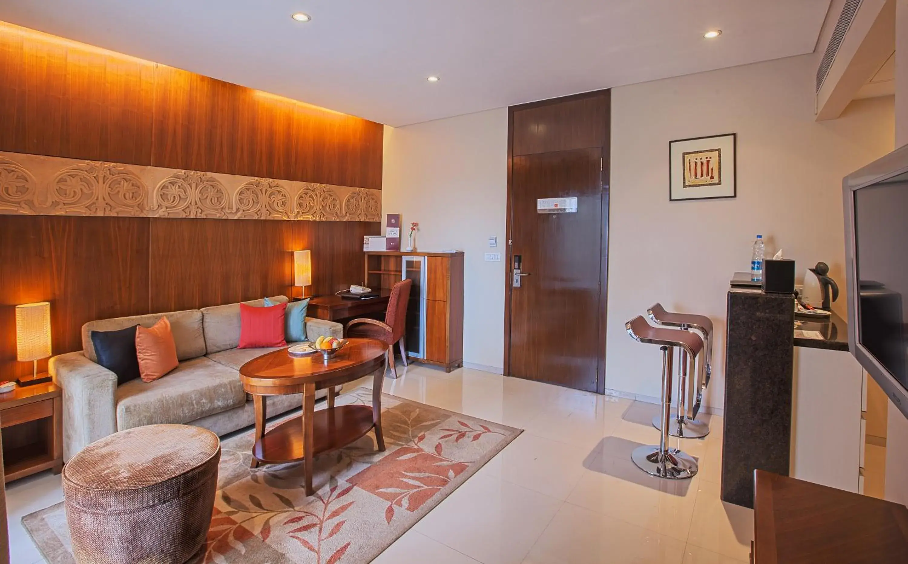 One Bedroom Superior Suite - single occupancy in Oakwood Residence Naylor Road Pune One Bedroom Superior Suite - single occupancy in Oakwood Residence Naylor Road Pune