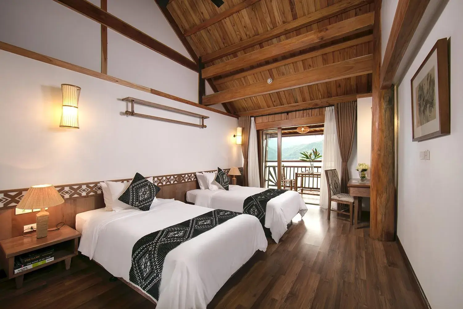 Superior Twin Room in Mai Chau Hideaway Lake Resort Superior Twin Room in Mai Chau Hideaway Lake Resort