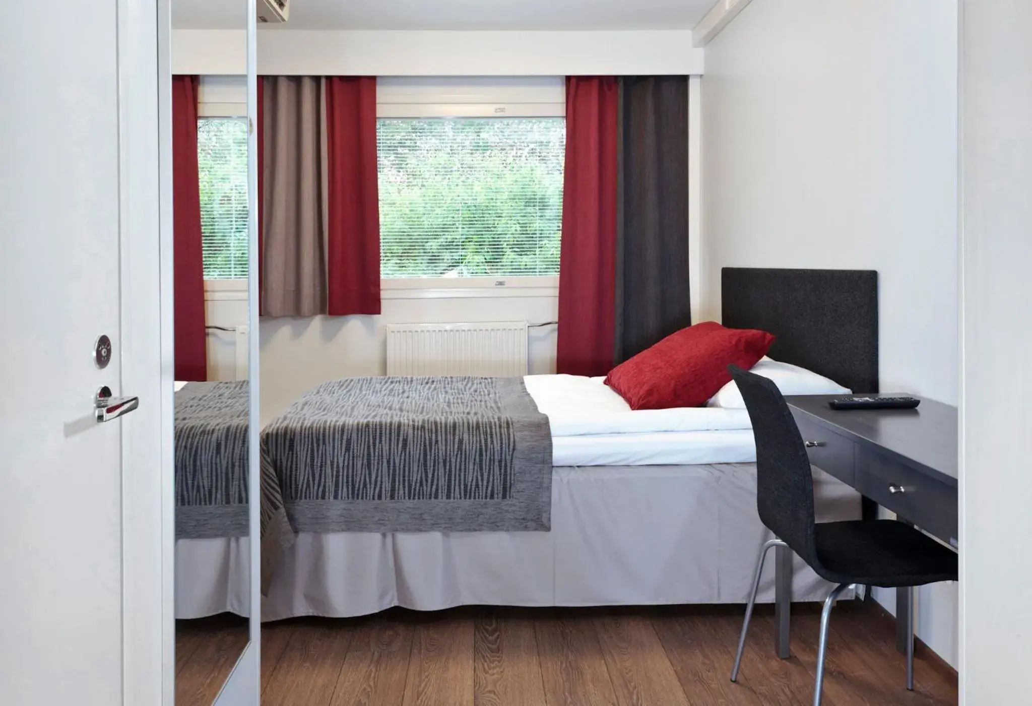 Standard Single Room in Hotel Nuuksio - Conferences and events Standard Single Room in Hotel Nuuksio - Conferences and events