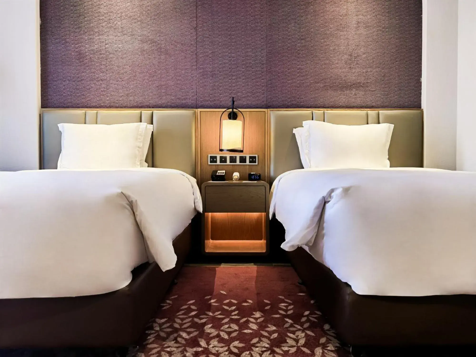 Premium Twin Room with Lounge Access in Crowne Plaza QingdaoOriental Movie Metropolis by IHG Premium Twin Room with Lounge Access in Crowne Plaza QingdaoOriental Movie Metropolis by IHG