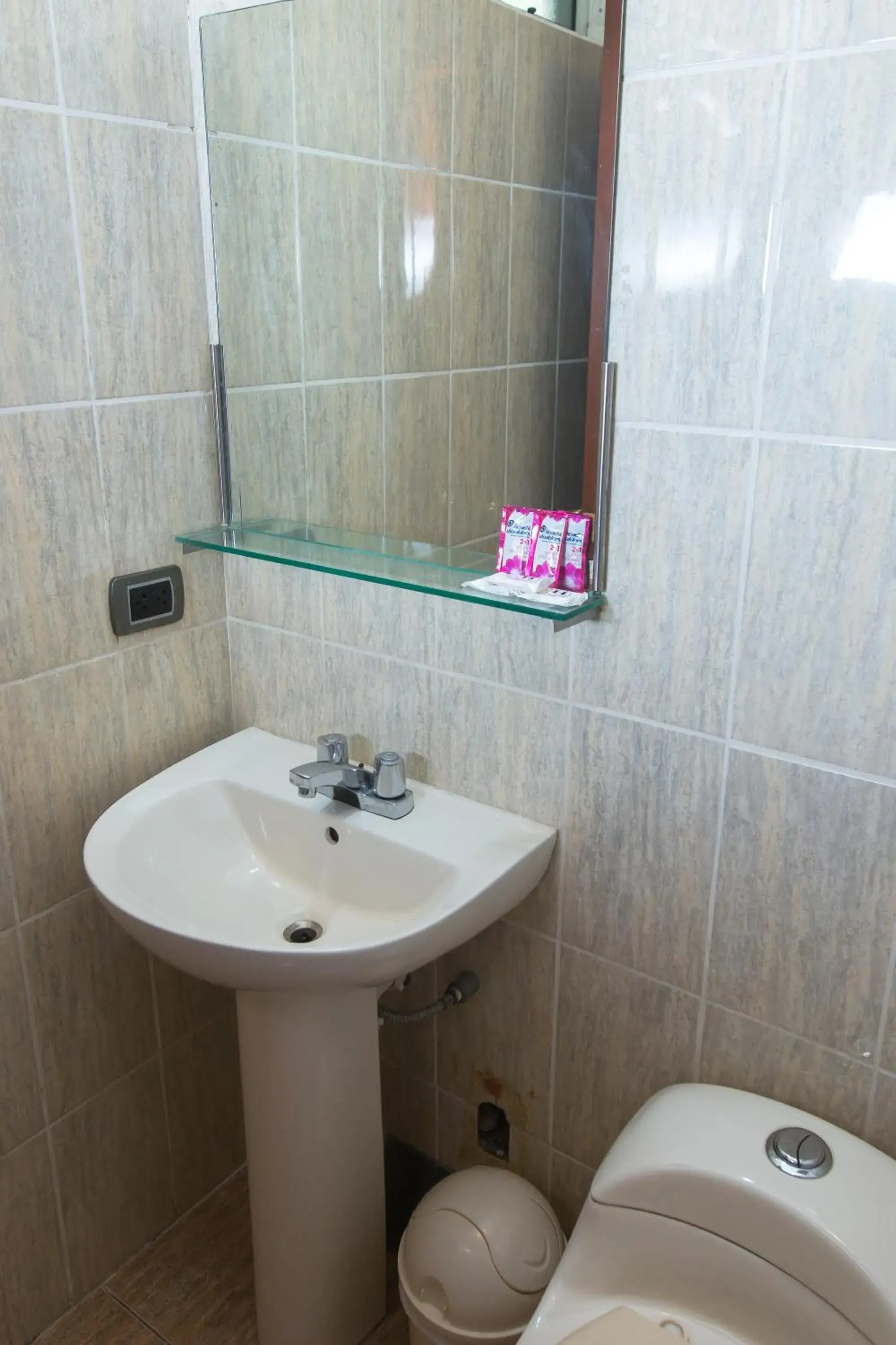 Single Room in Antawasi Hotel Single Room in Antawasi Hotel